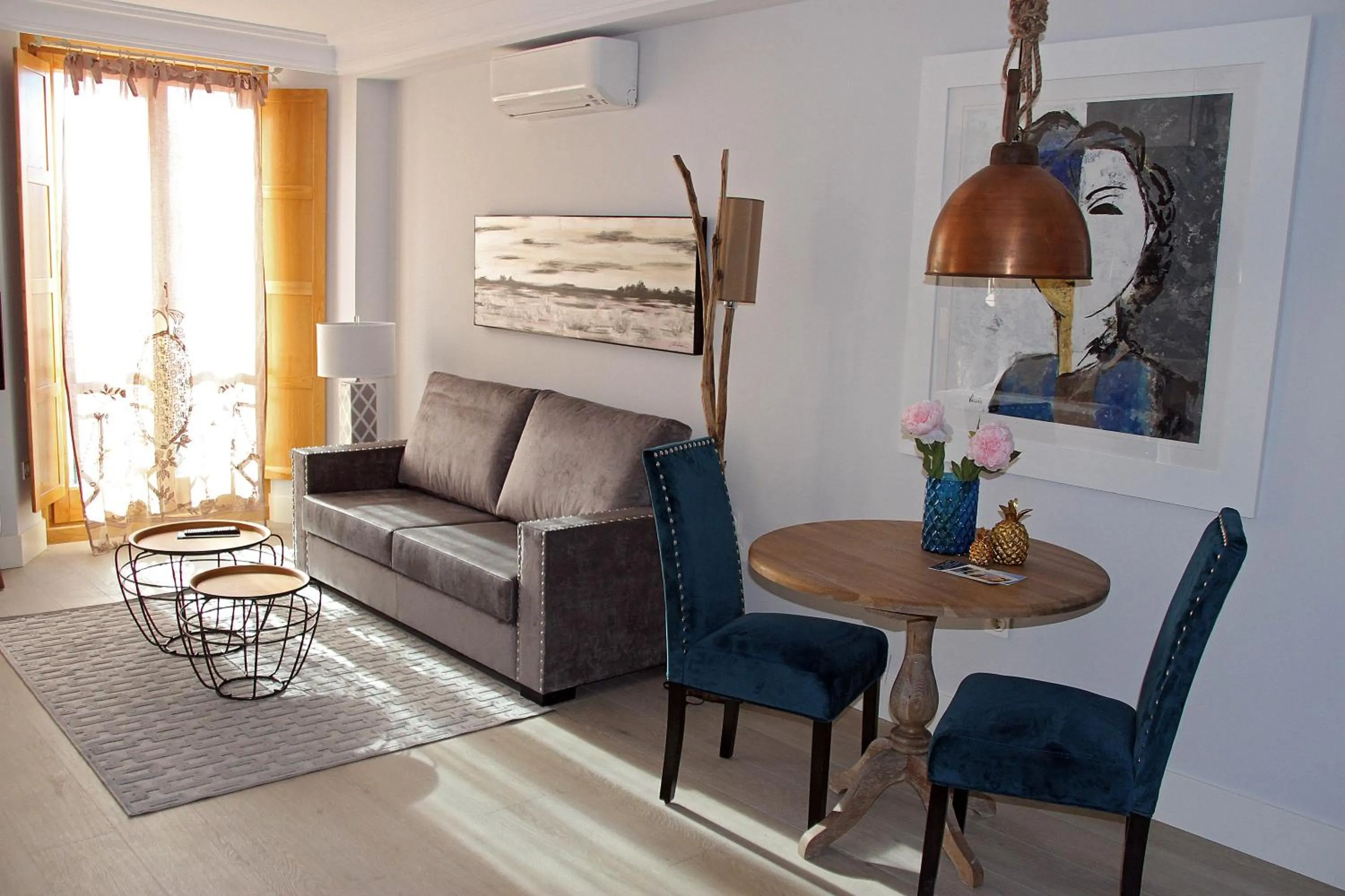 Seating area in Principia Suites