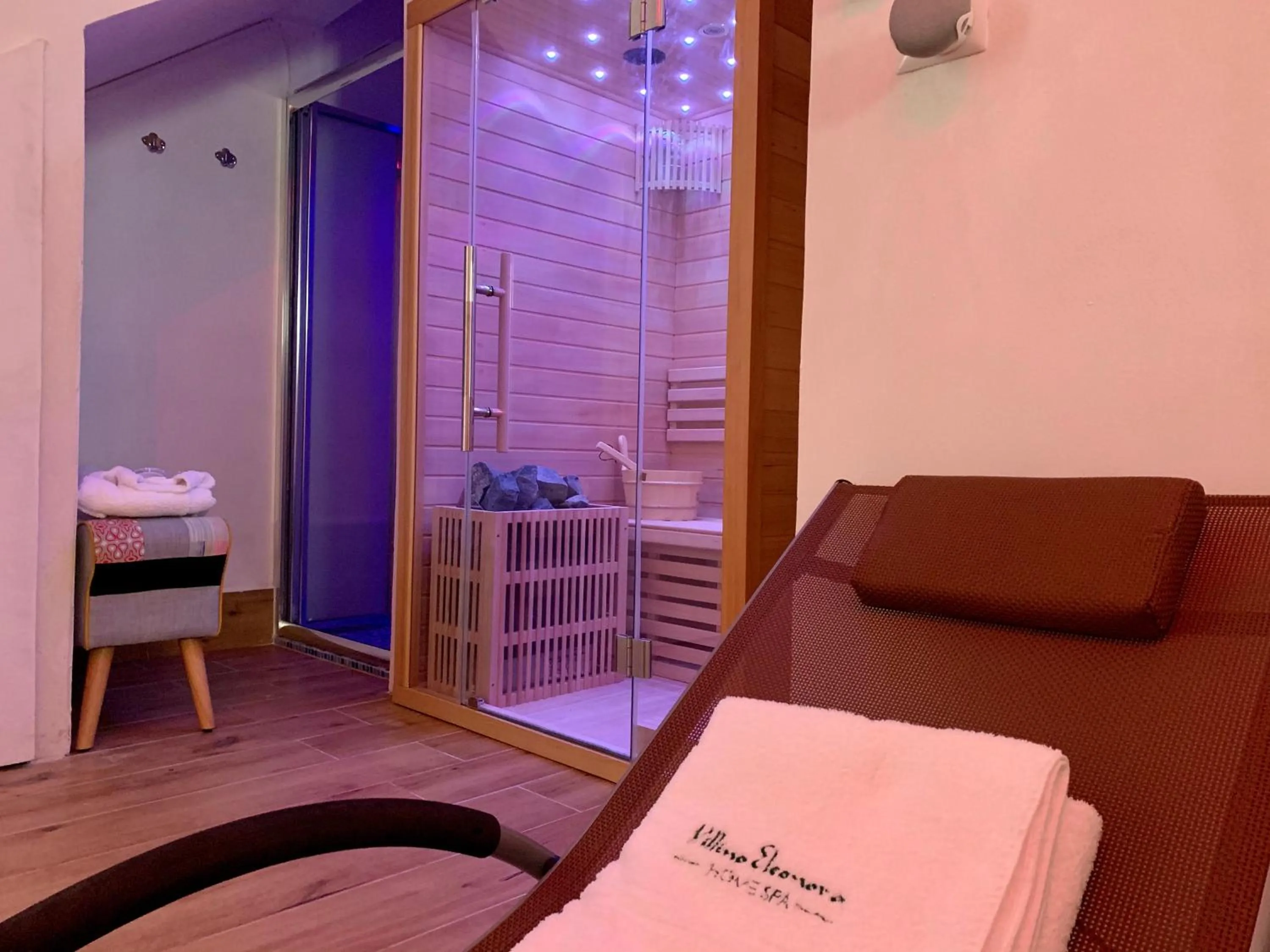 Massage, Bed in Villino Eleonora