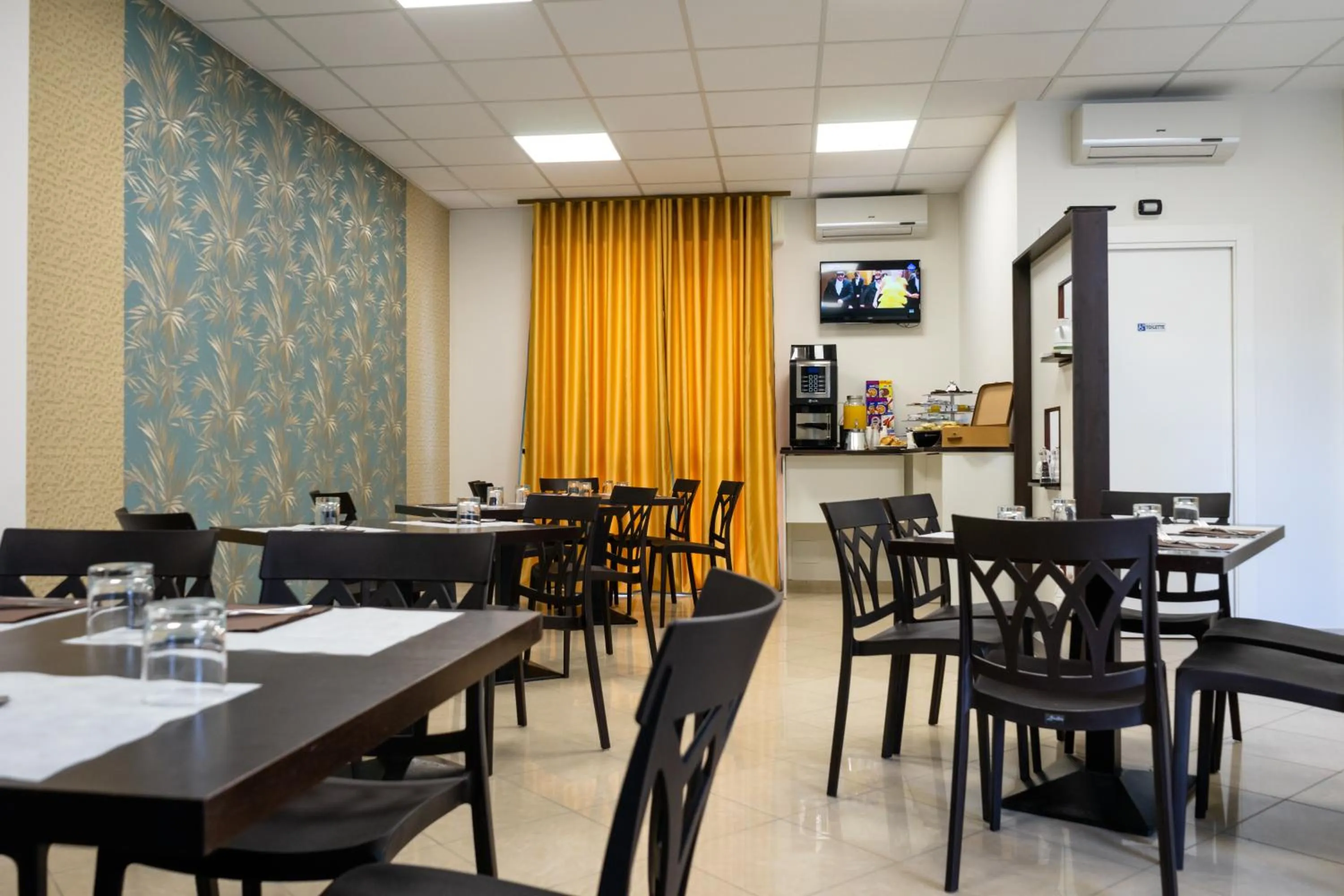 Restaurant/places to eat in La Dimora Del Re