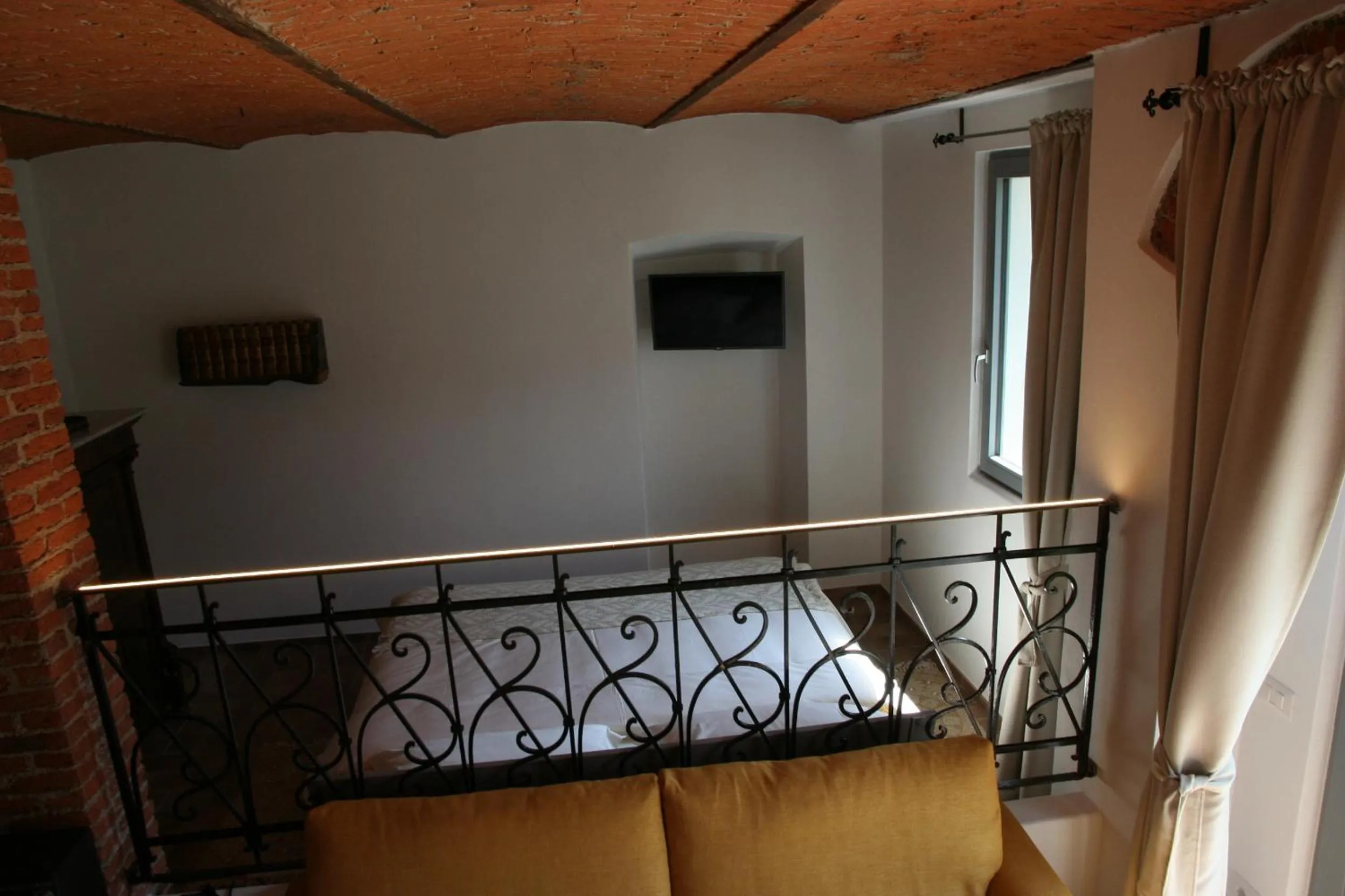 Decorative detail, Bed in La Baita Dinner & Bed