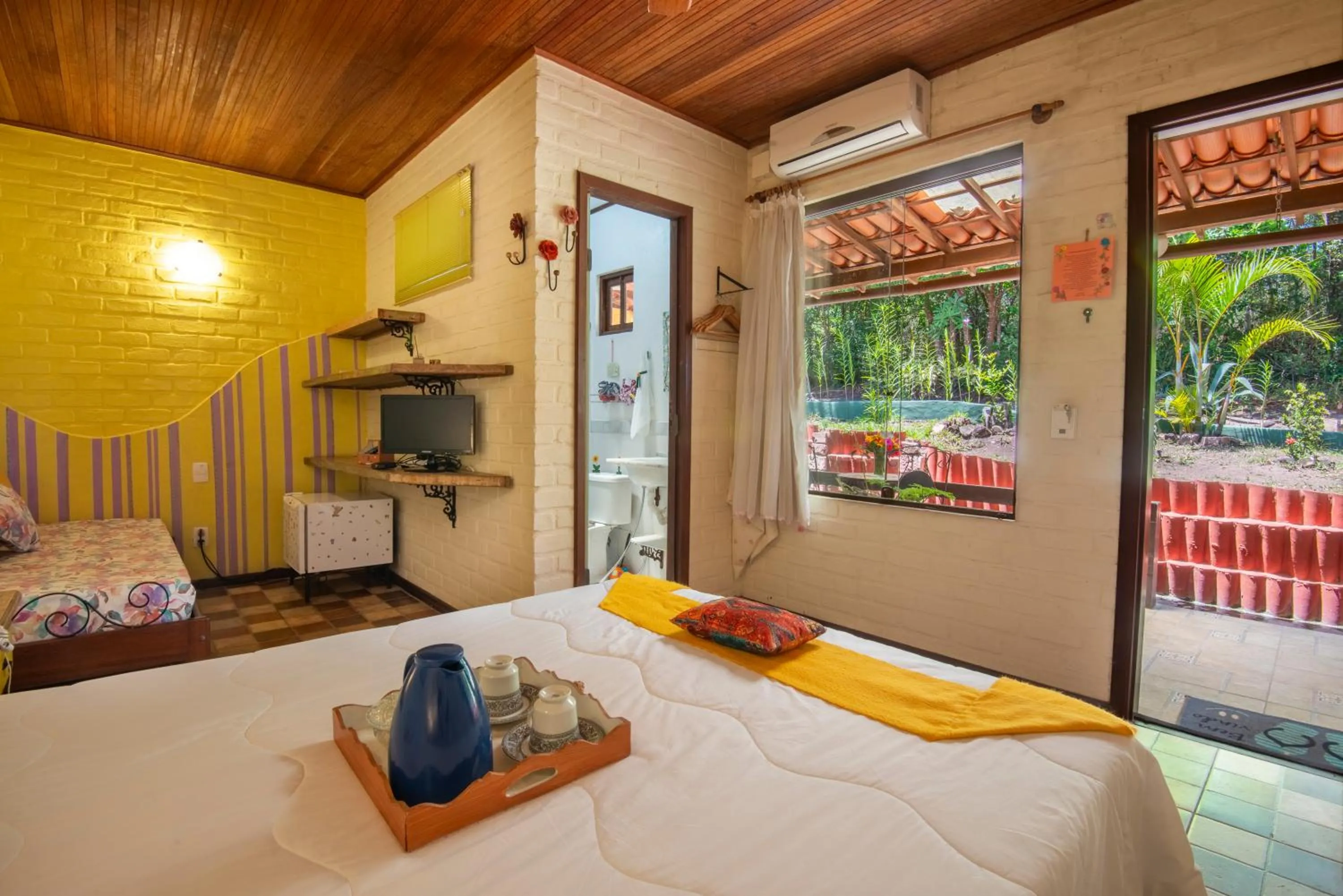Classic Triple Room - single occupancy in Pousada Villa Lagoa das Cores