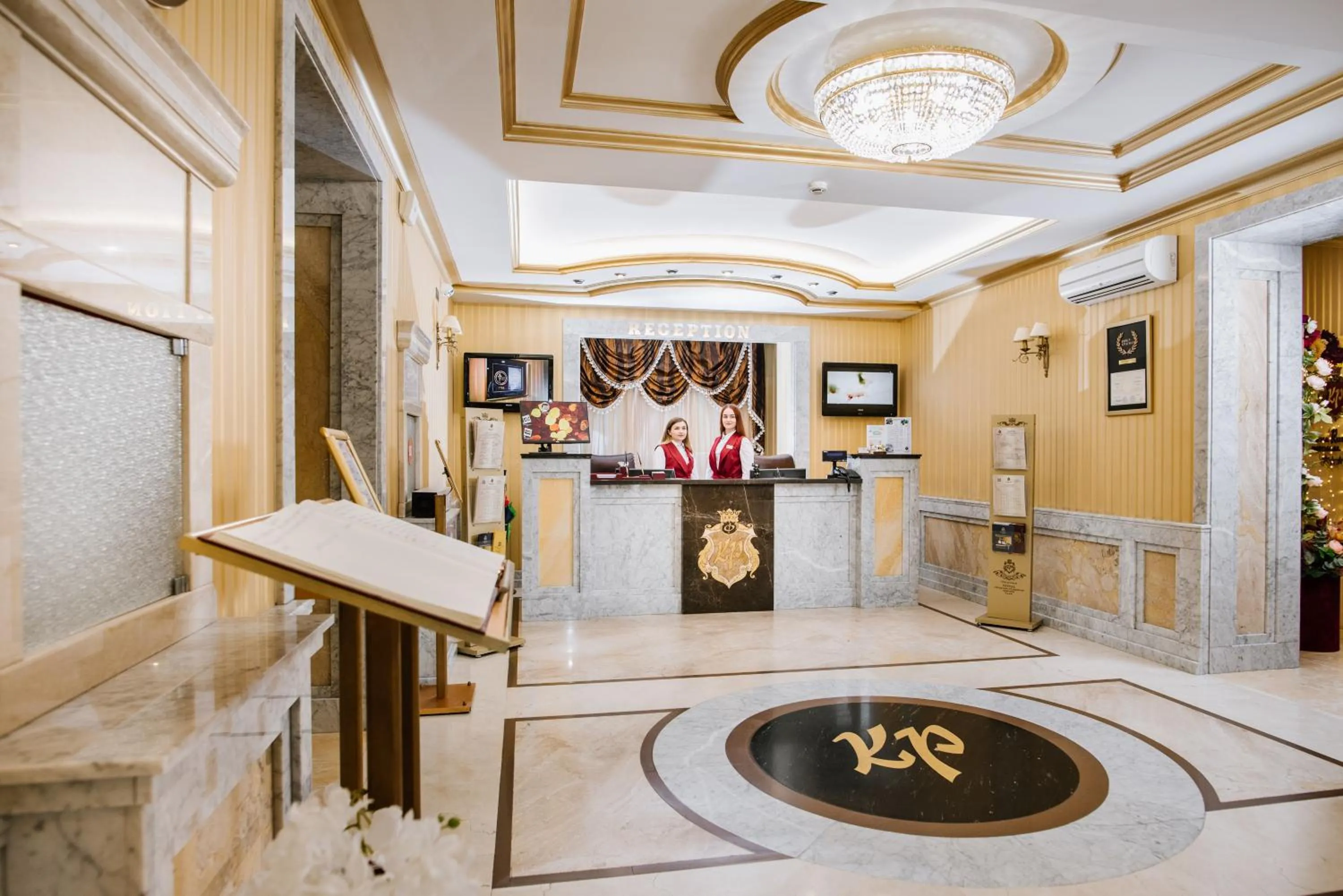 Restaurant/places to eat in Kyivska Russ Resort Medical&Spa