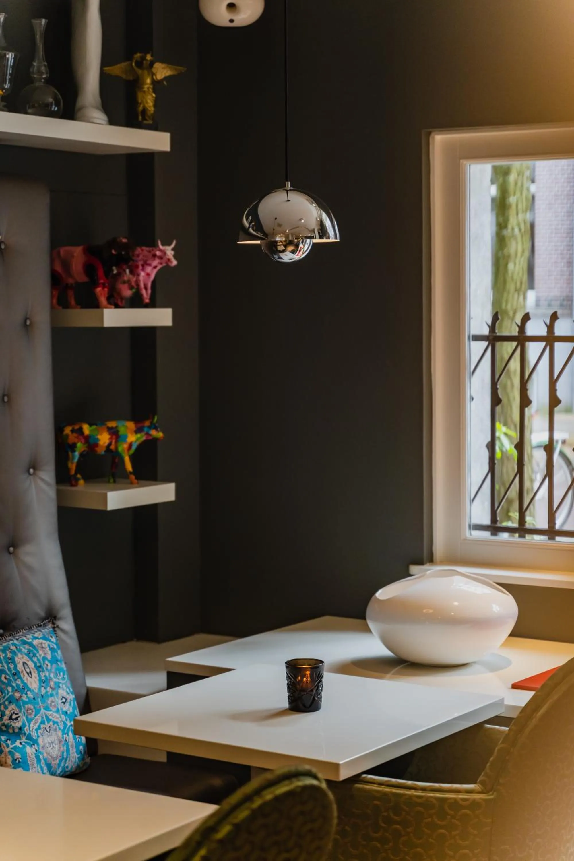 Decorative detail in Hotel JL No76