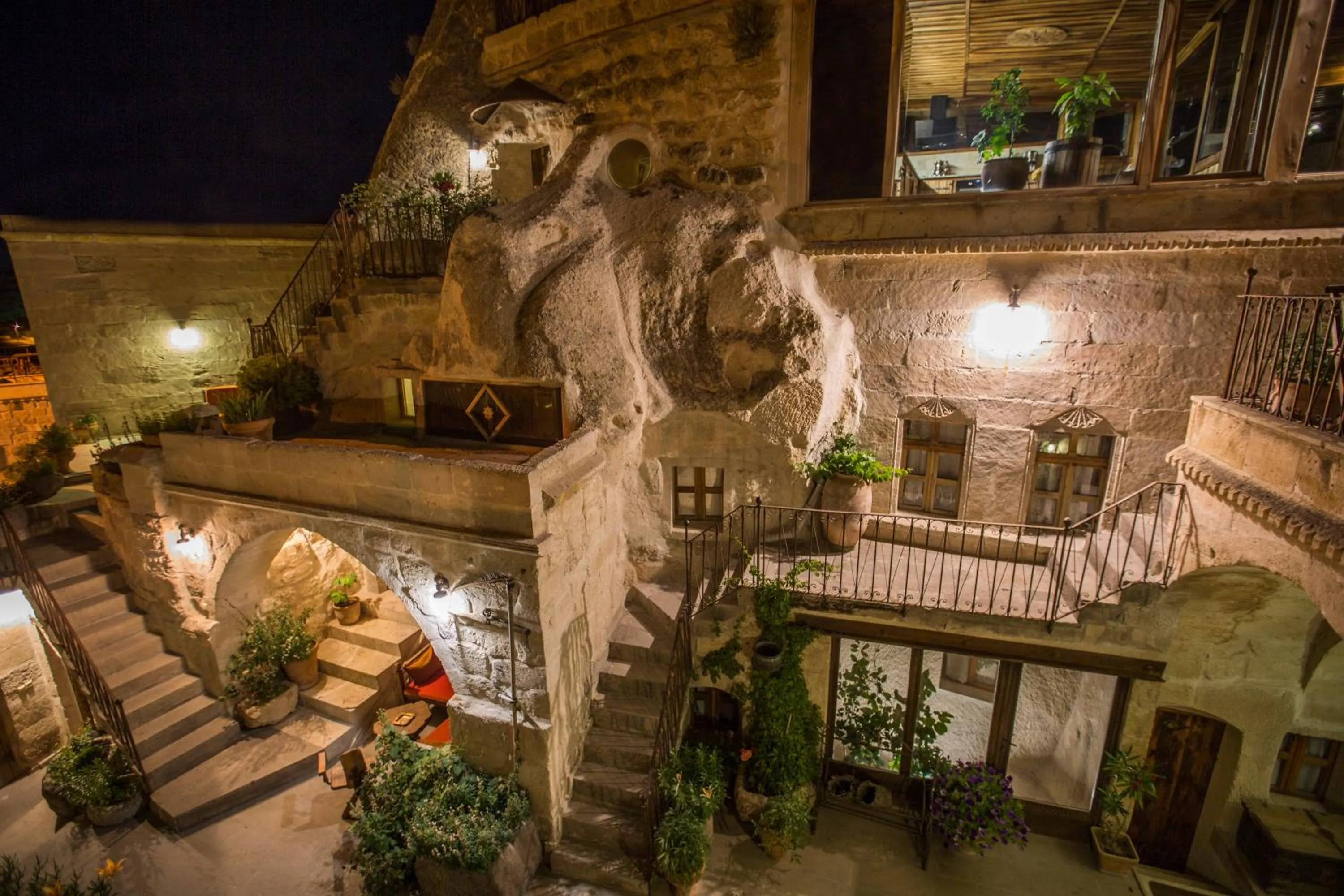 Koza Cave Hotel