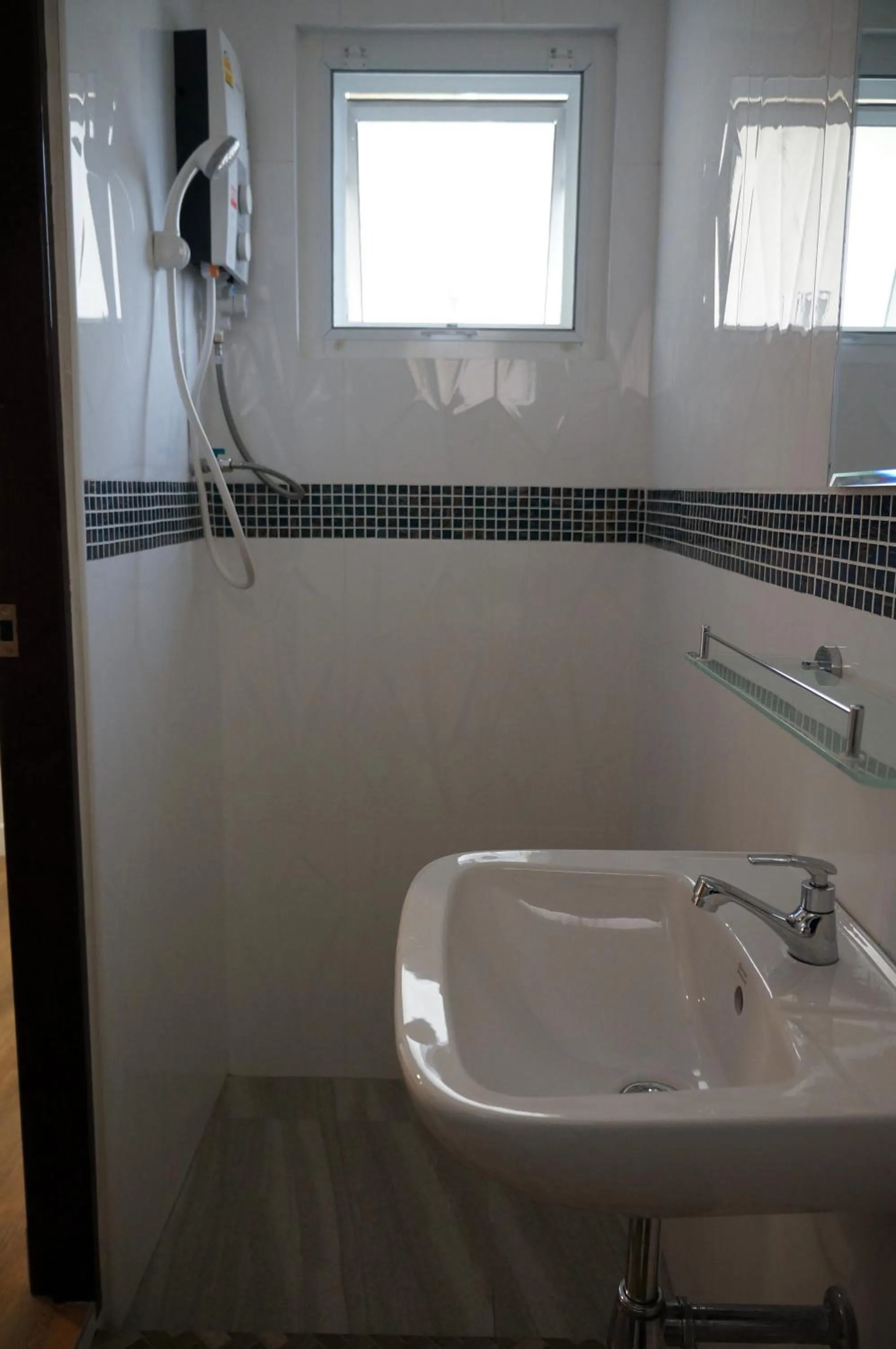 Decorative detail in Samsen Sam Place