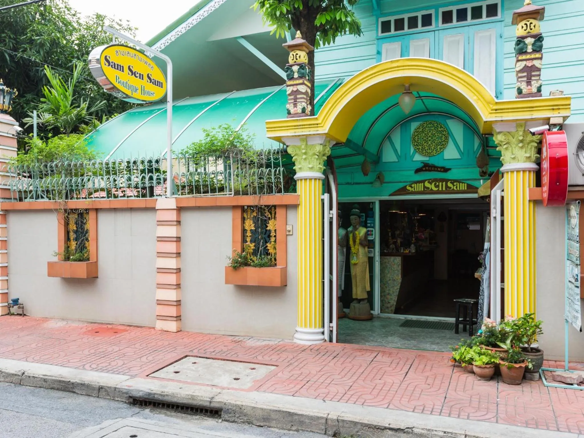 Other in Samsen Sam Place