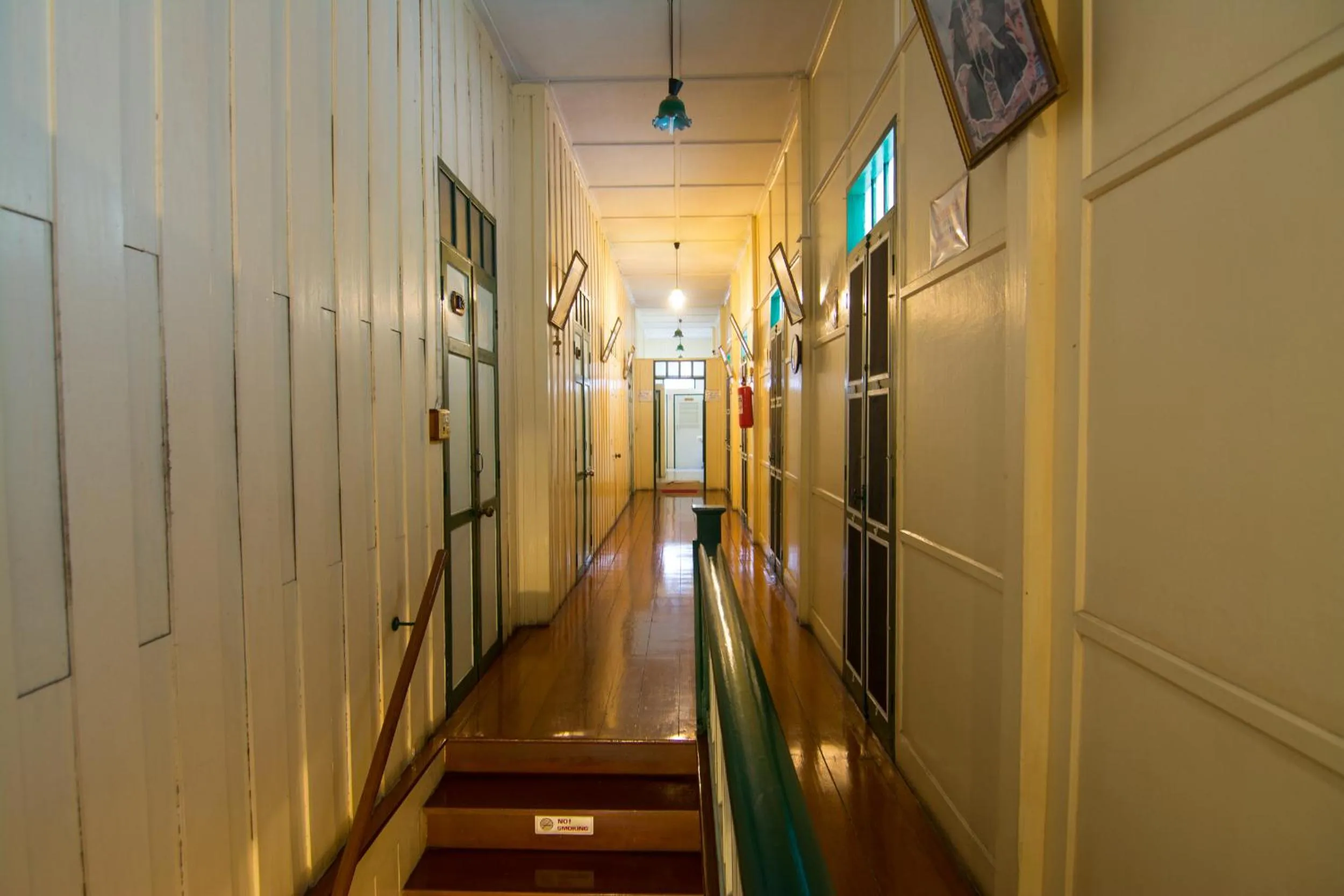 Decorative detail in Samsen Sam Place