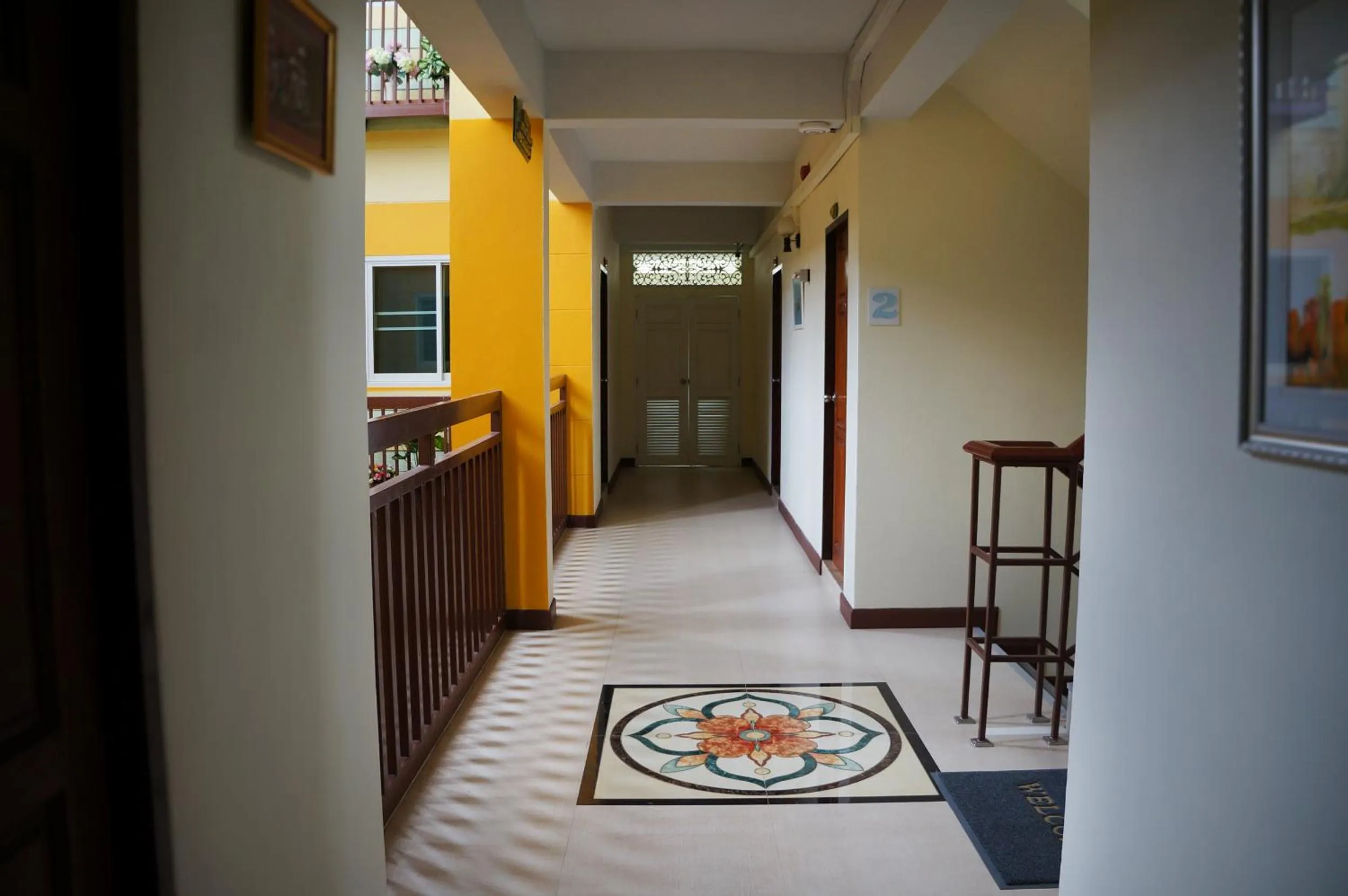 Balcony/Terrace in Samsen Sam Place