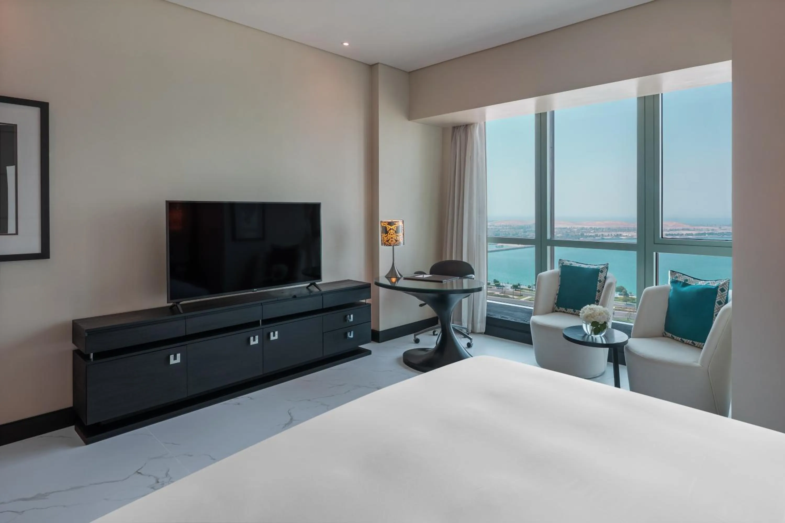 Bedroom, Bed in Sofitel Abu Dhabi Corniche