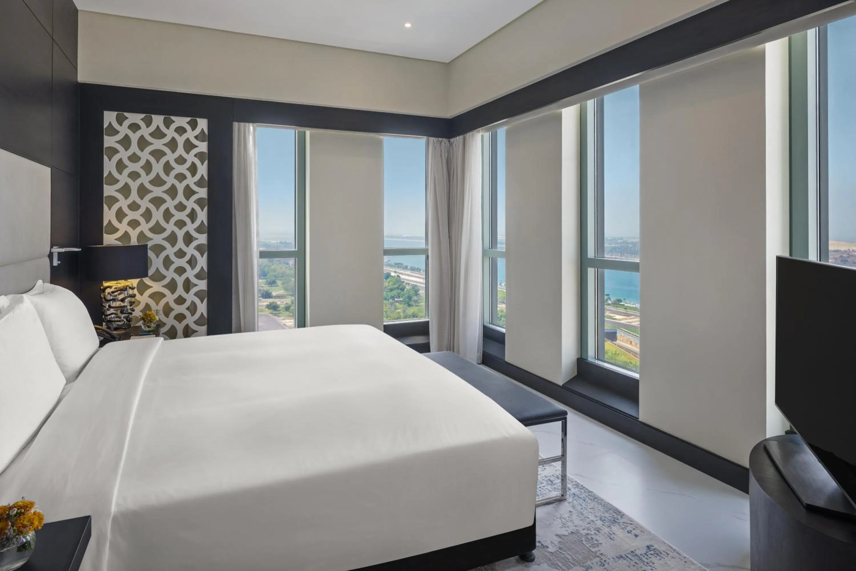 Bedroom, Bed in Sofitel Abu Dhabi Corniche