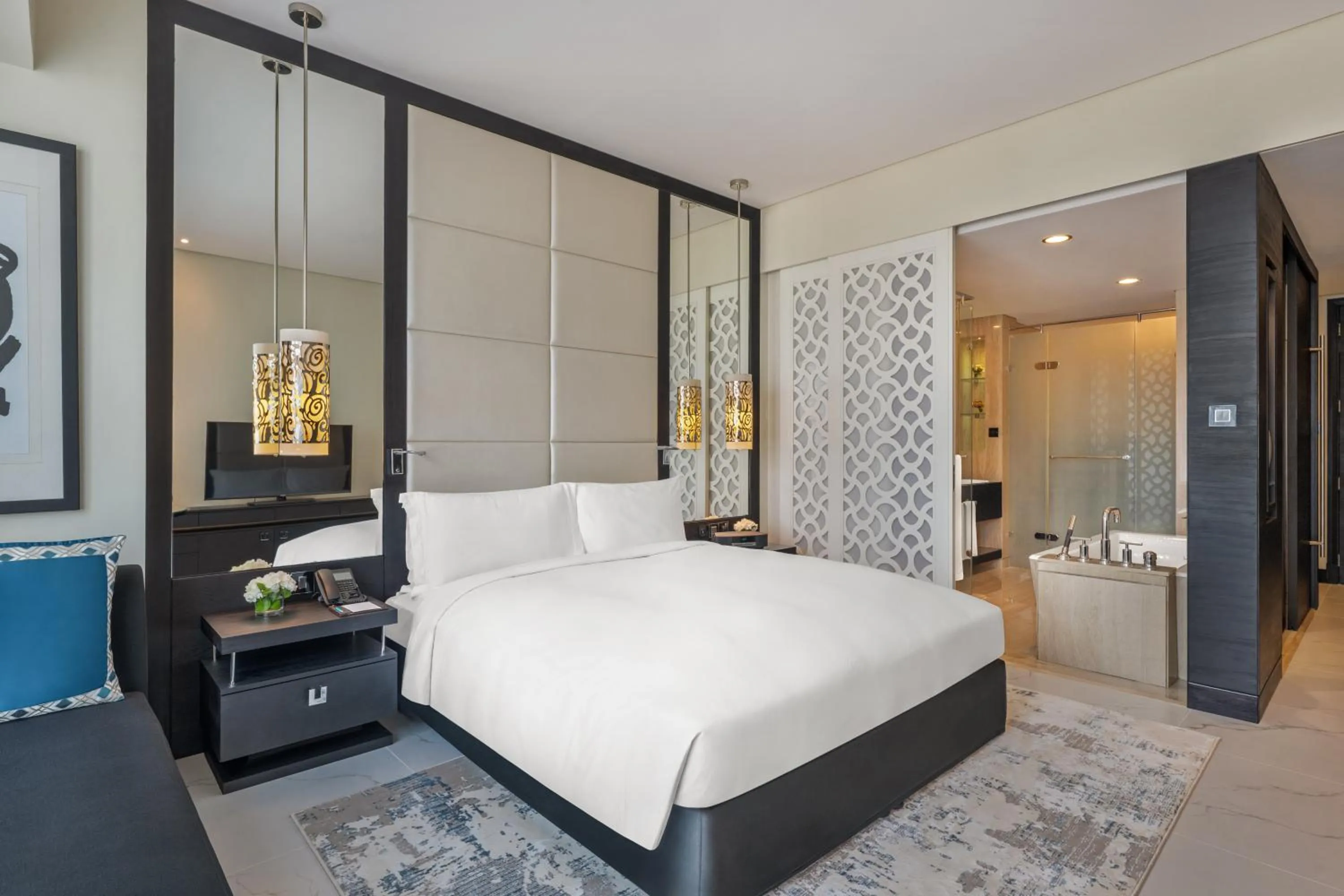 Bedroom, Bed in Sofitel Abu Dhabi Corniche