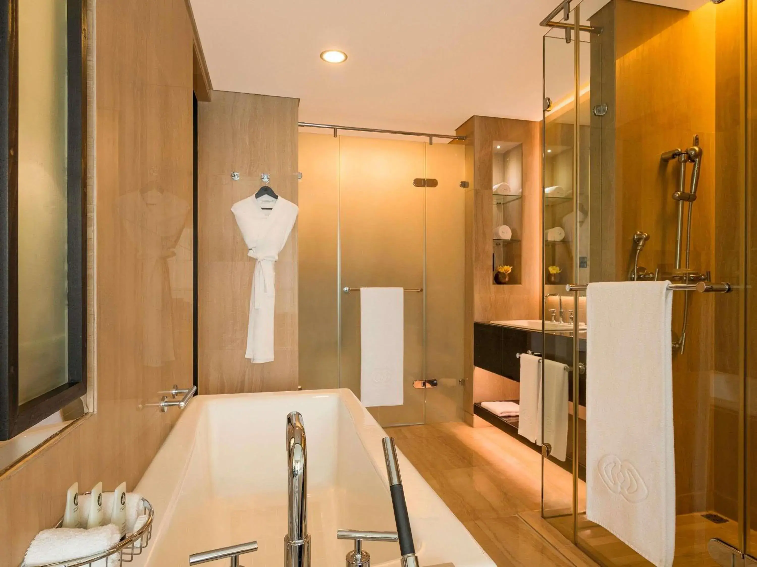 Bedroom in Sofitel Abu Dhabi Corniche Bedroom in Sofitel Abu Dhabi Corniche