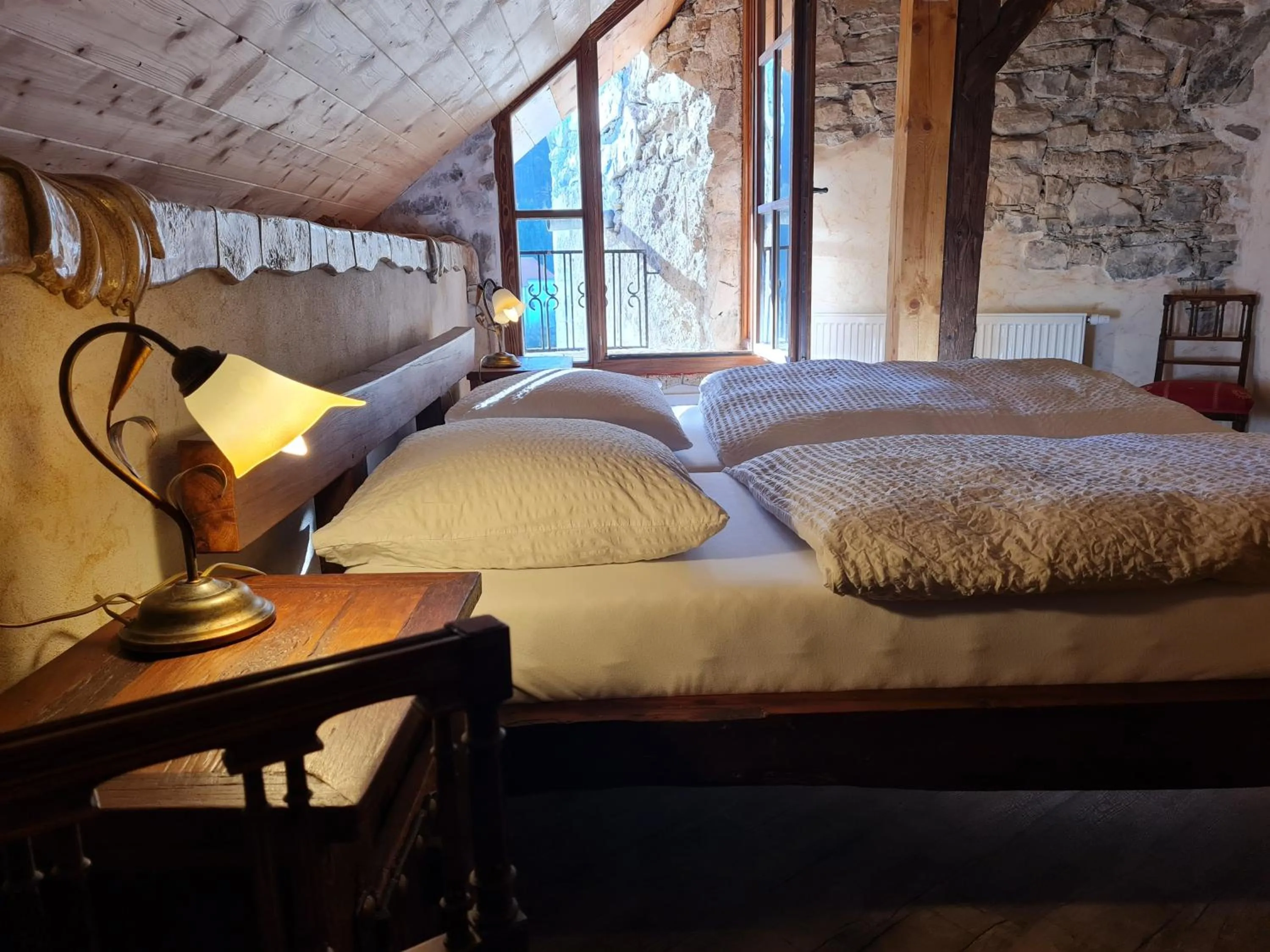 Bed in Burg Plankenstein