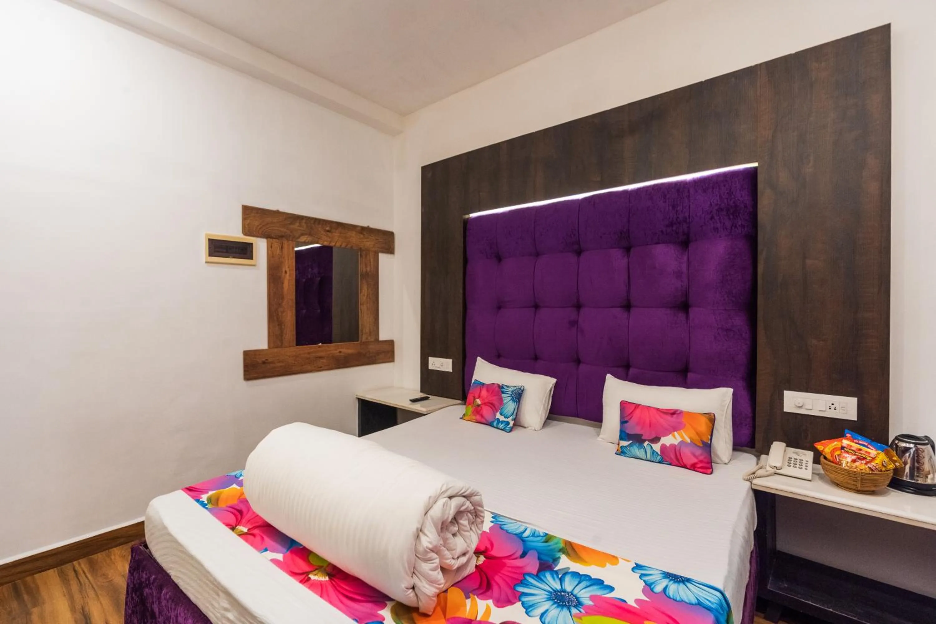 Bed in Lemonmint Svelton Manor