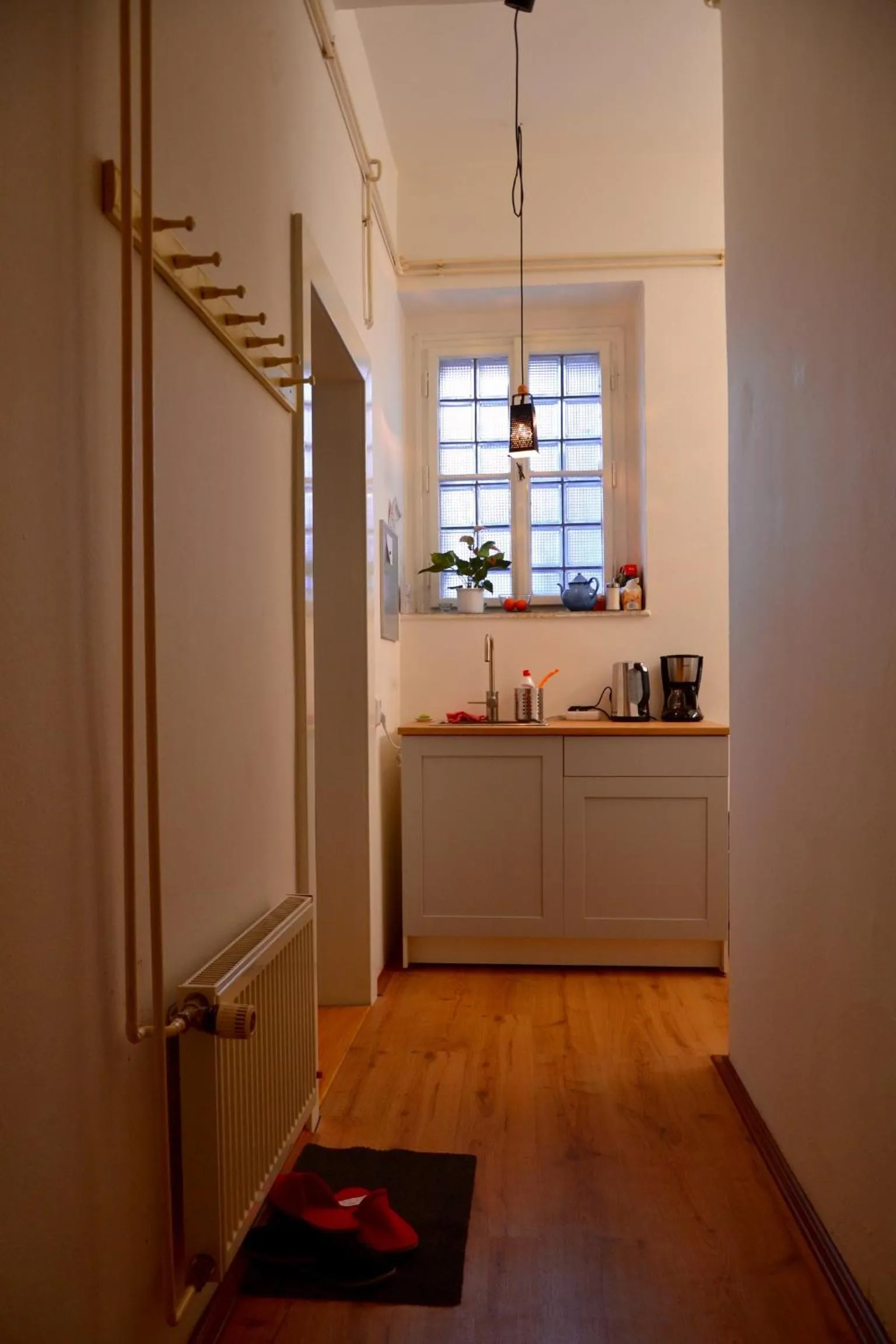 Kitchen or kitchenette in Old Town Basement