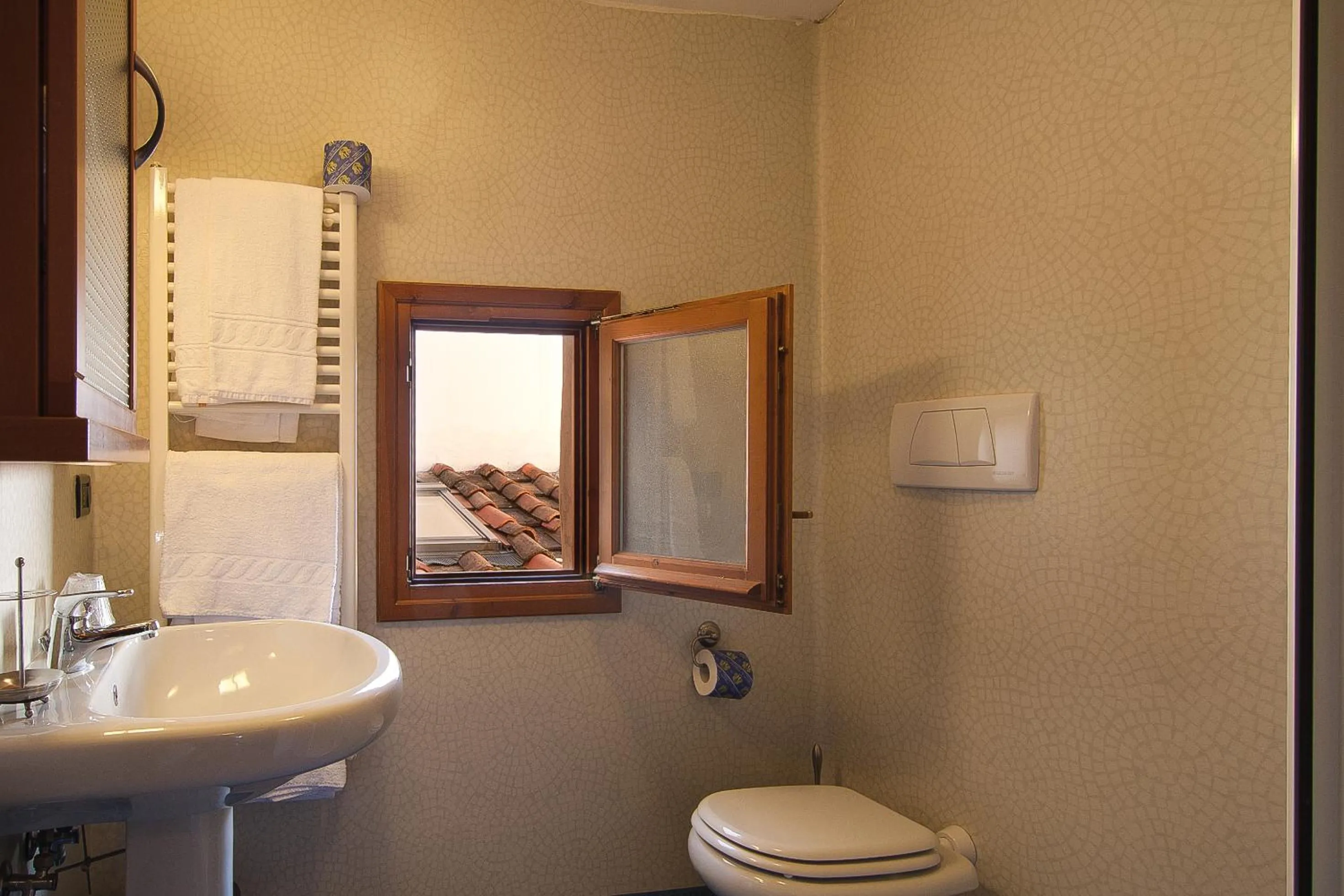 Bathroom in B&B Arco Antico