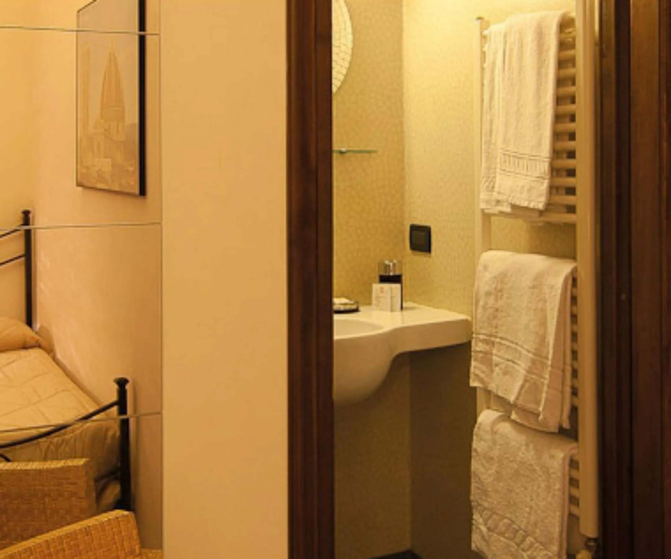 Bathroom in B&B Arco Antico