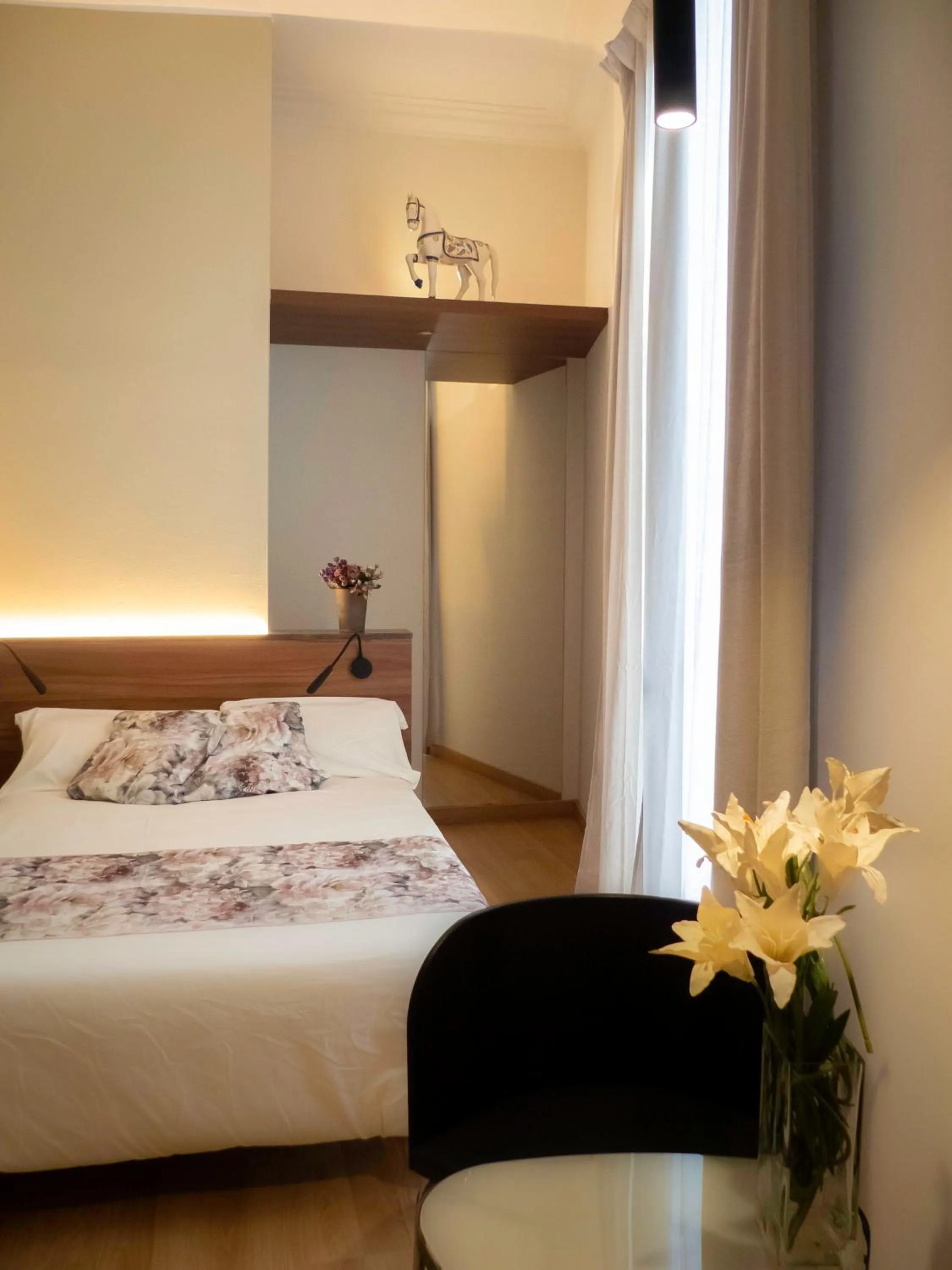 Photo of the whole room, Bed in Pension Ciudadela