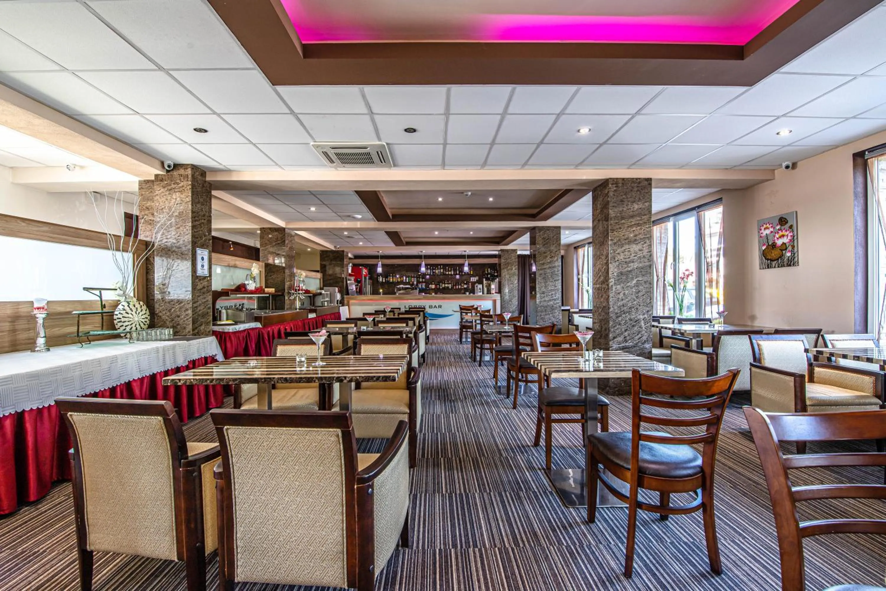 Lobby or reception in Hotel Sun