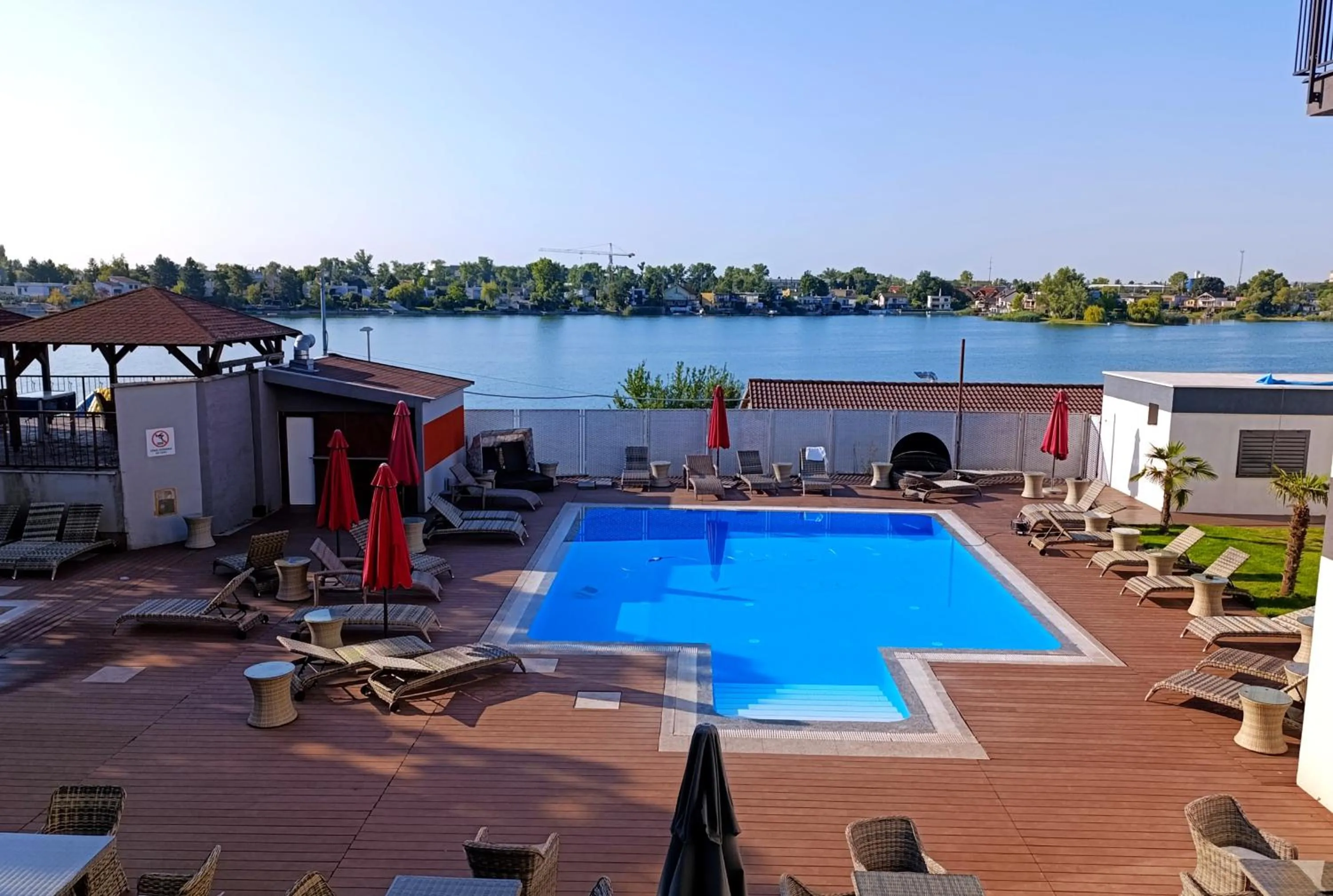 Swimming pool in Hotel Sun