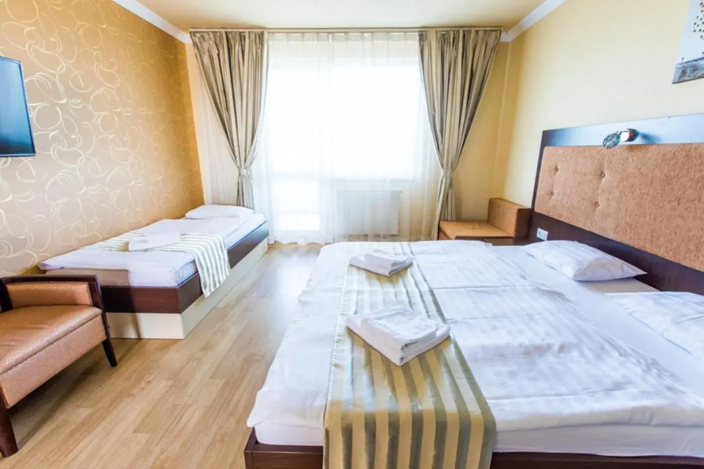 Triple Room with Balcony in Hotel Sun Triple Room with Balcony in Hotel Sun