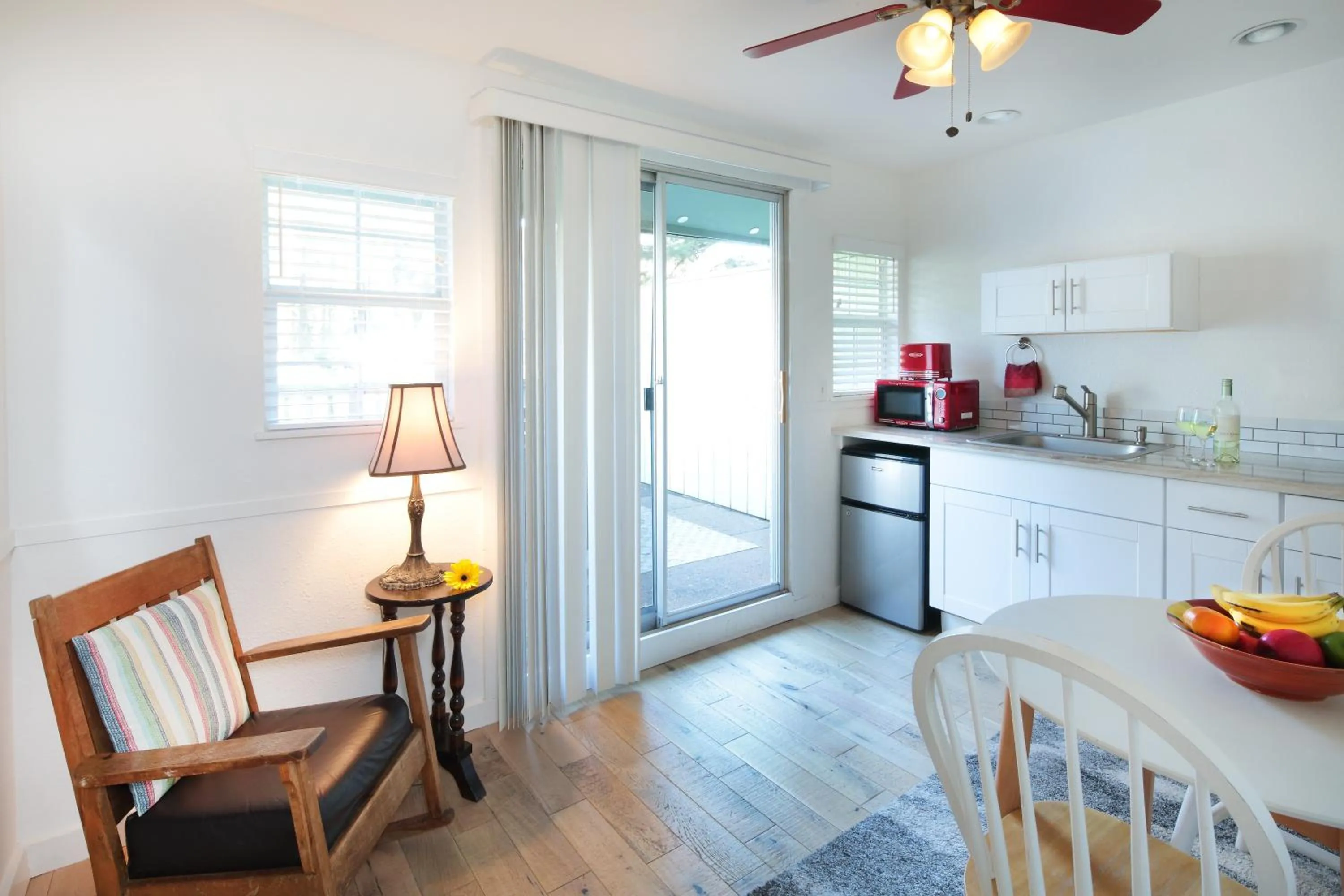 Kitchen or kitchenette in Inn on the Russian River