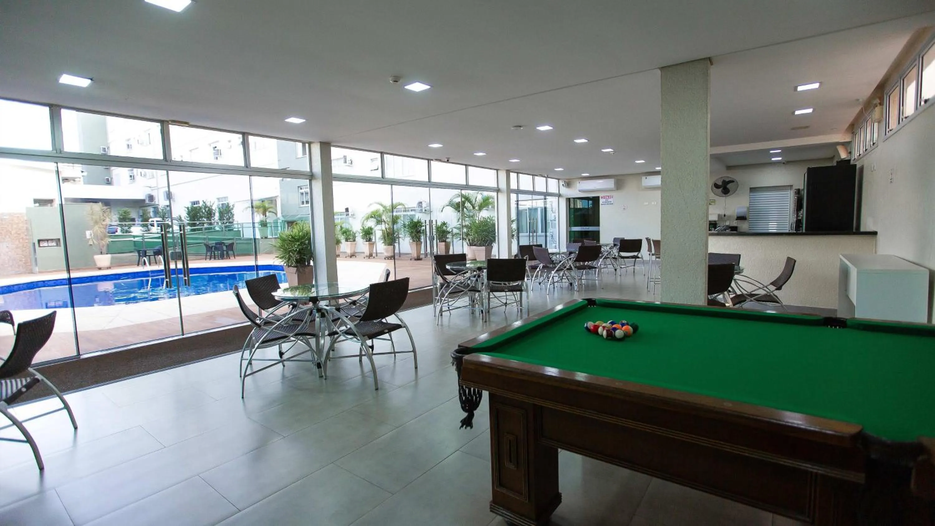 Billiard in Pietro Angelo Hotel