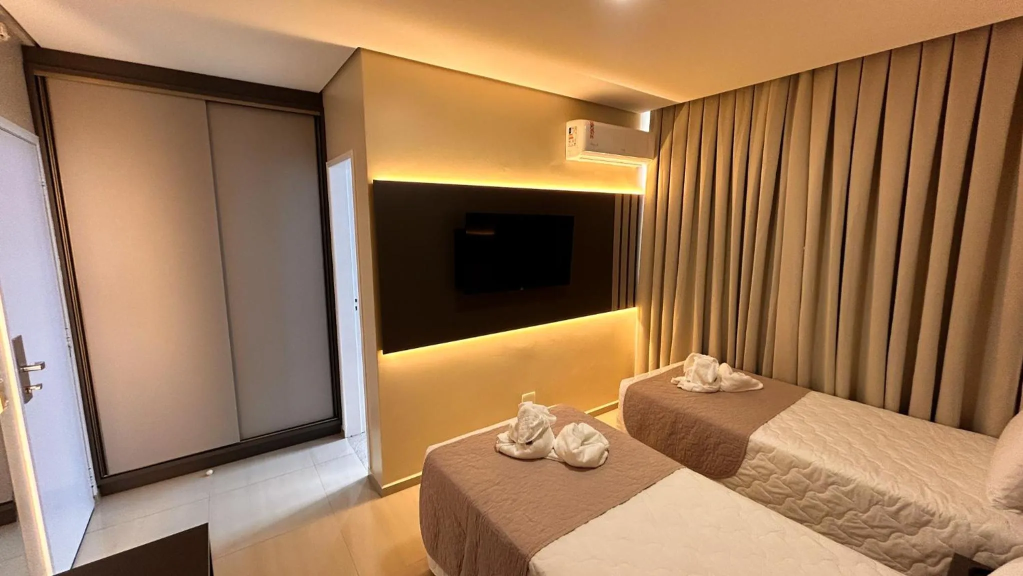 Bed in Pietro Angelo Hotel