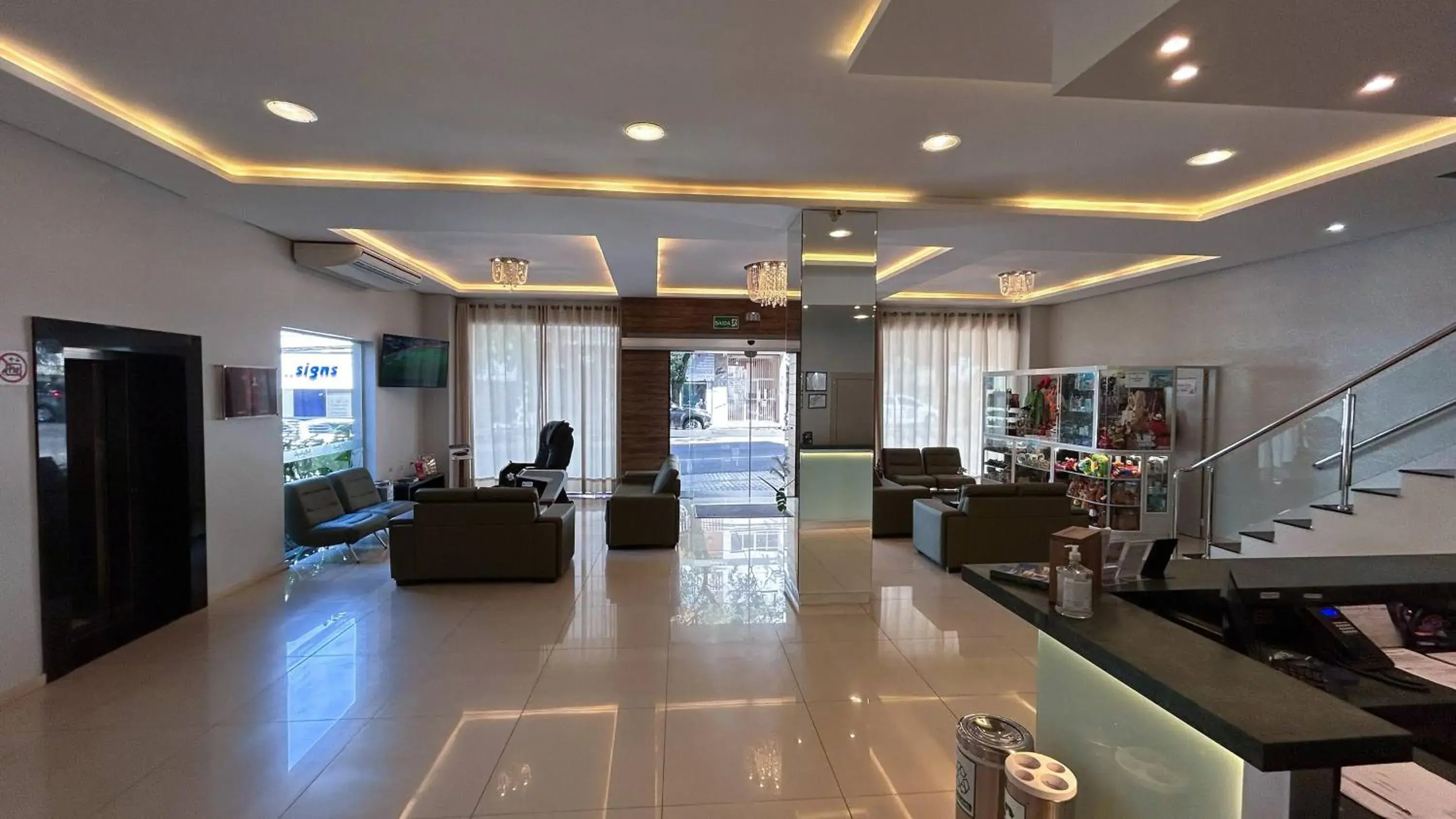 Lobby or reception in Pietro Angelo Hotel Lobby or reception in Pietro Angelo Hotel