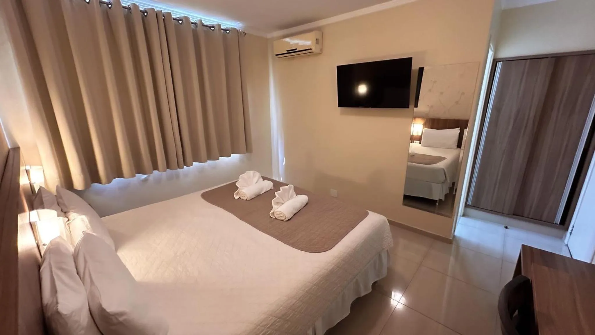 Bedroom, Bed in Pietro Angelo Hotel