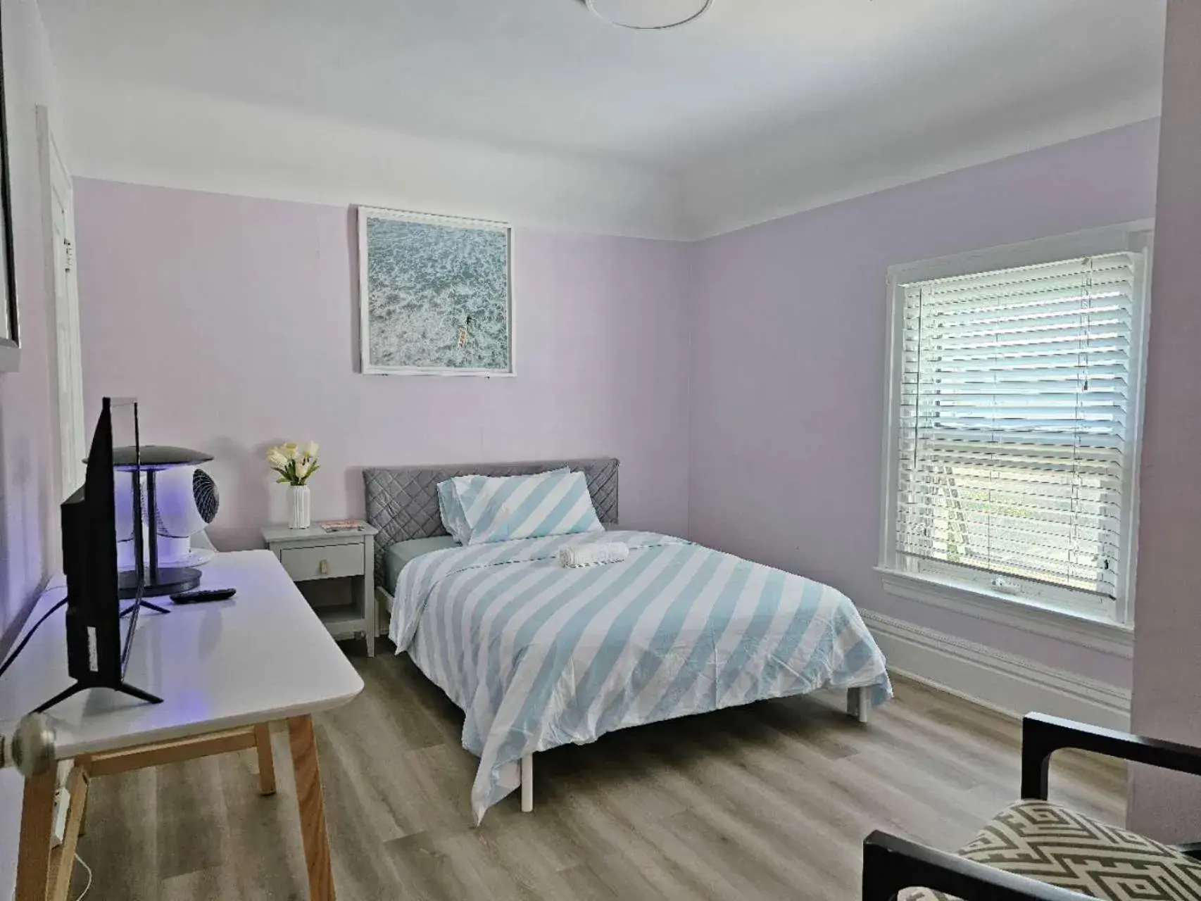 Economy Double Room in Winnipeg Holiday Economy Double Room in Winnipeg Holiday