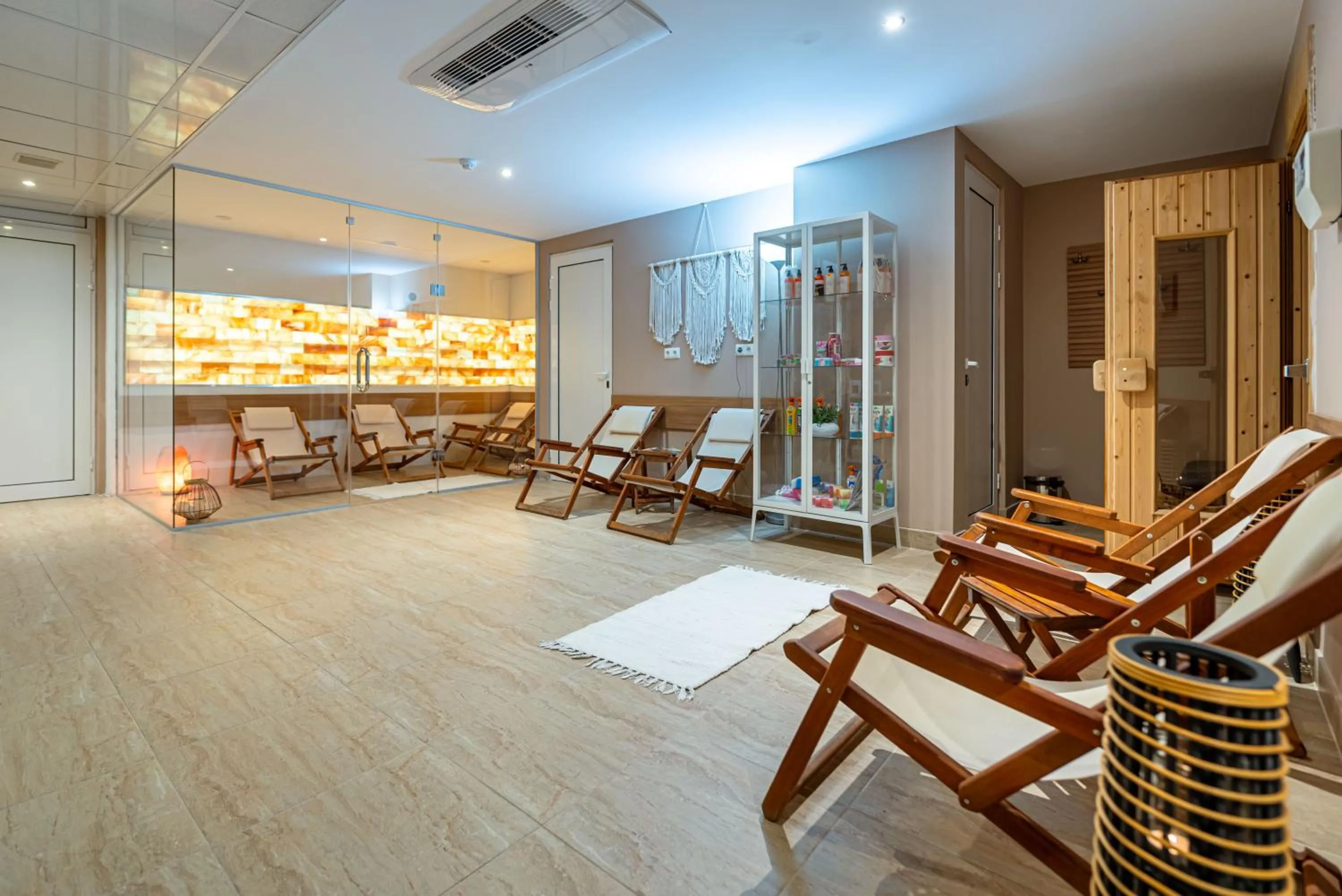 Aphrodite Beach Hotel