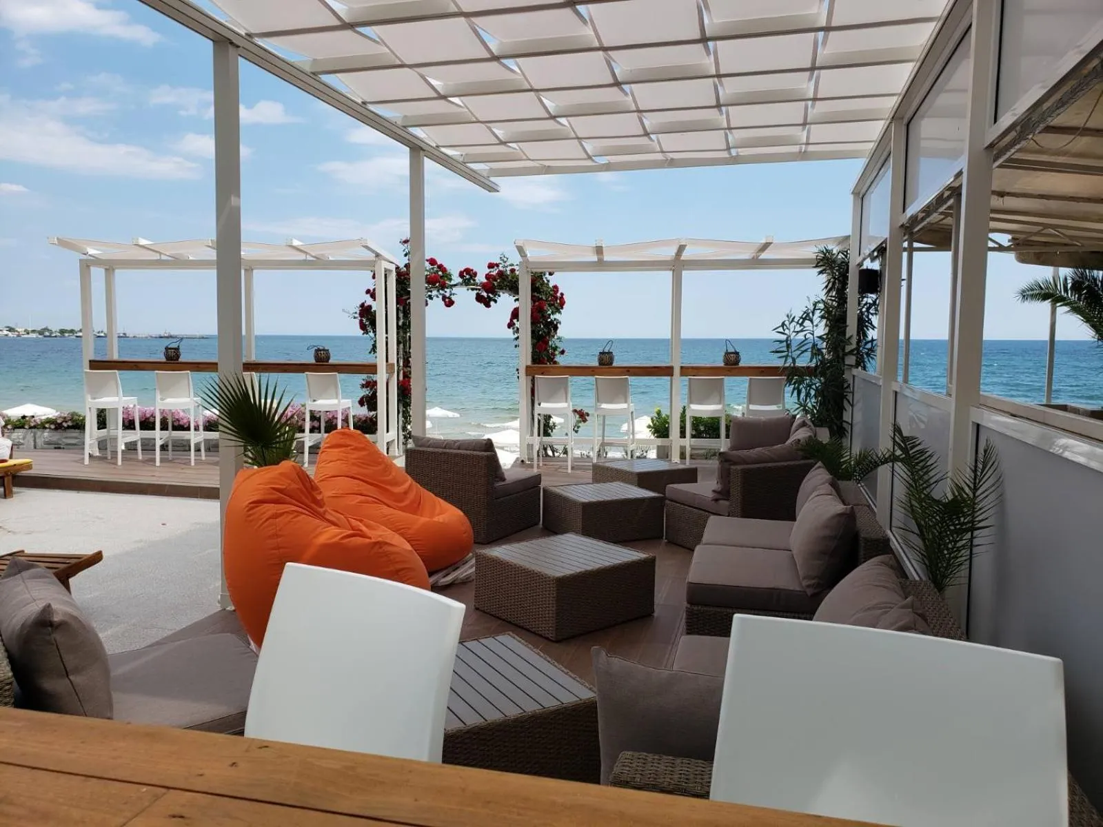 Lounge or bar in Aphrodite Beach Hotel