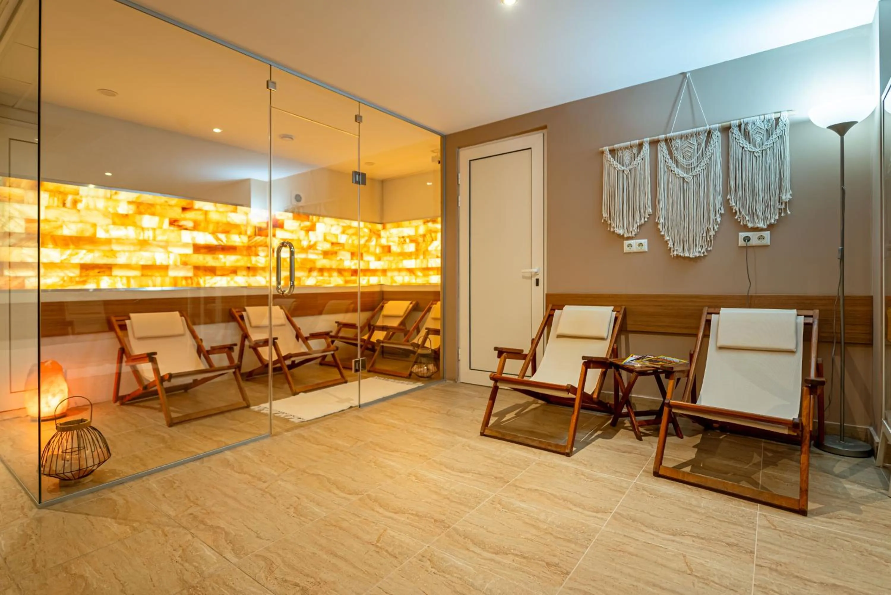 Aphrodite Beach Hotel