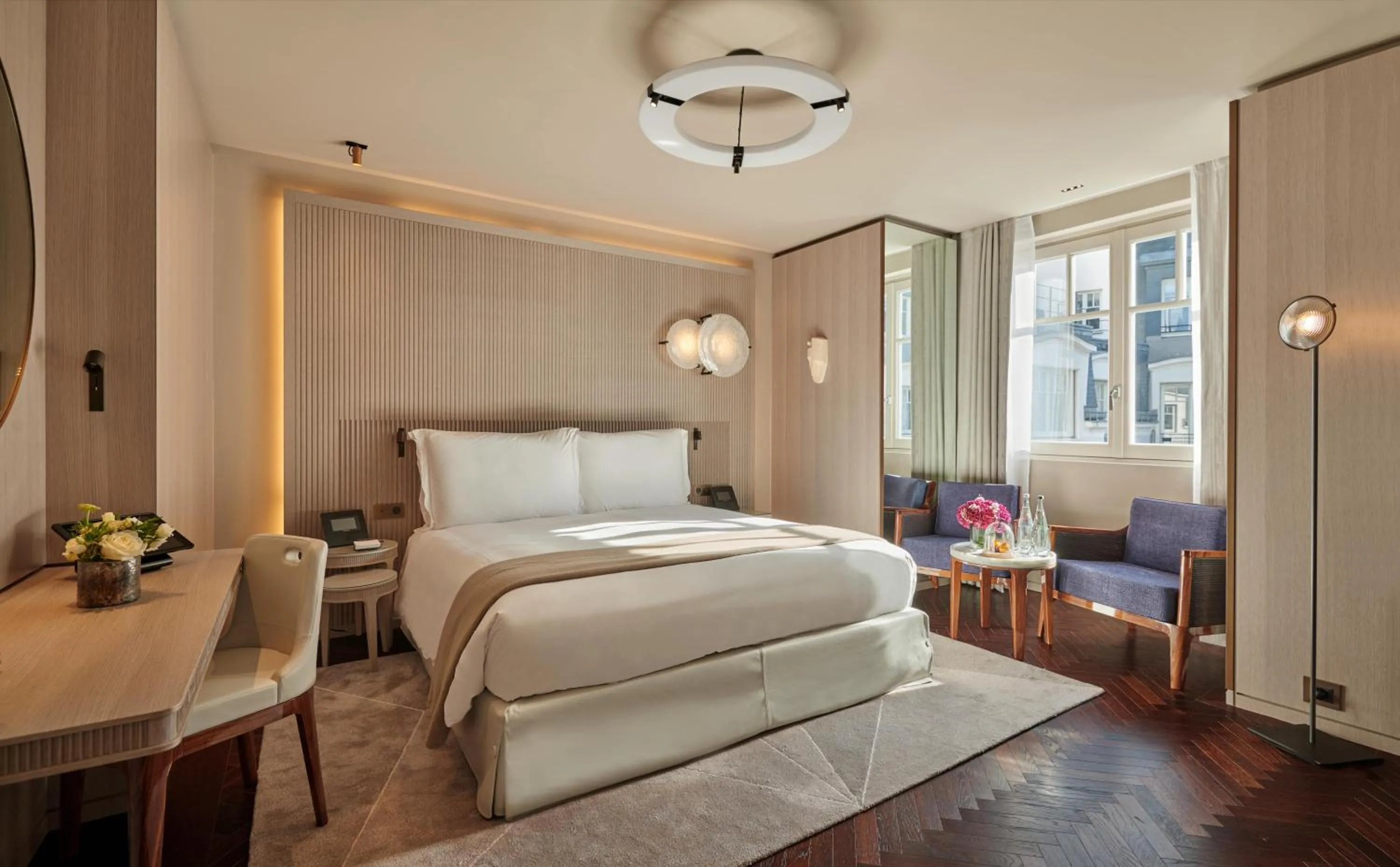 Bedroom, Bed in Mandarin Oriental Lutetia, Paris