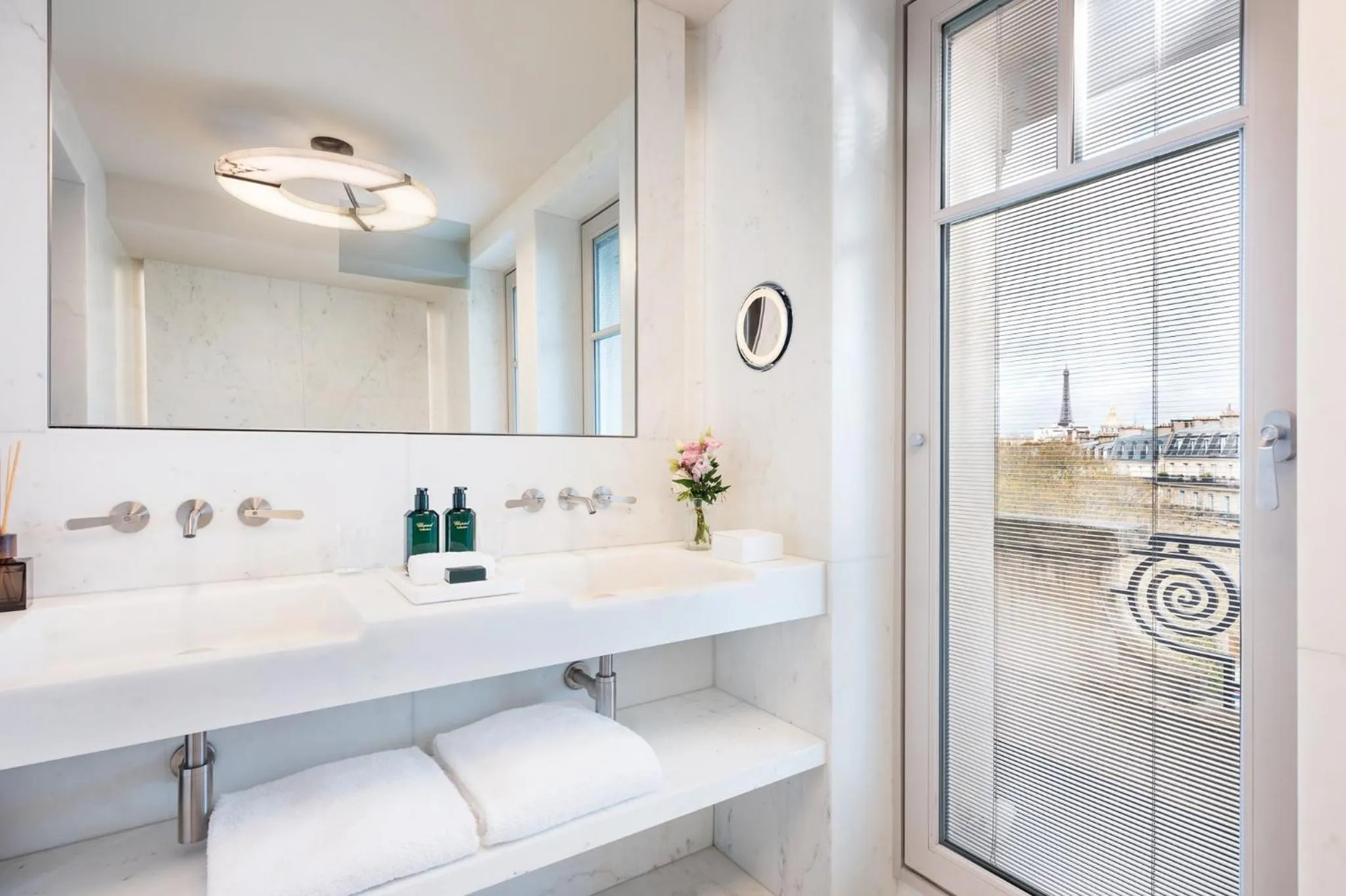 Bathroom in Mandarin Oriental Lutetia, Paris