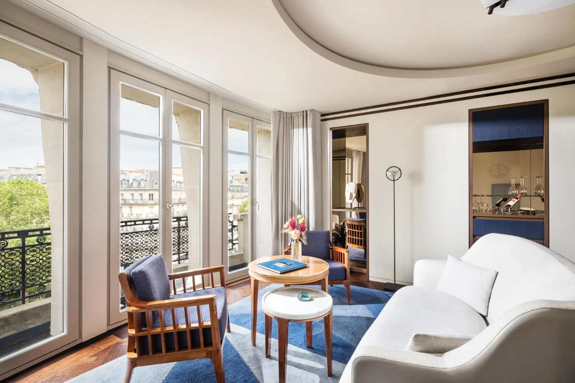 Living room in Mandarin Oriental Lutetia, Paris