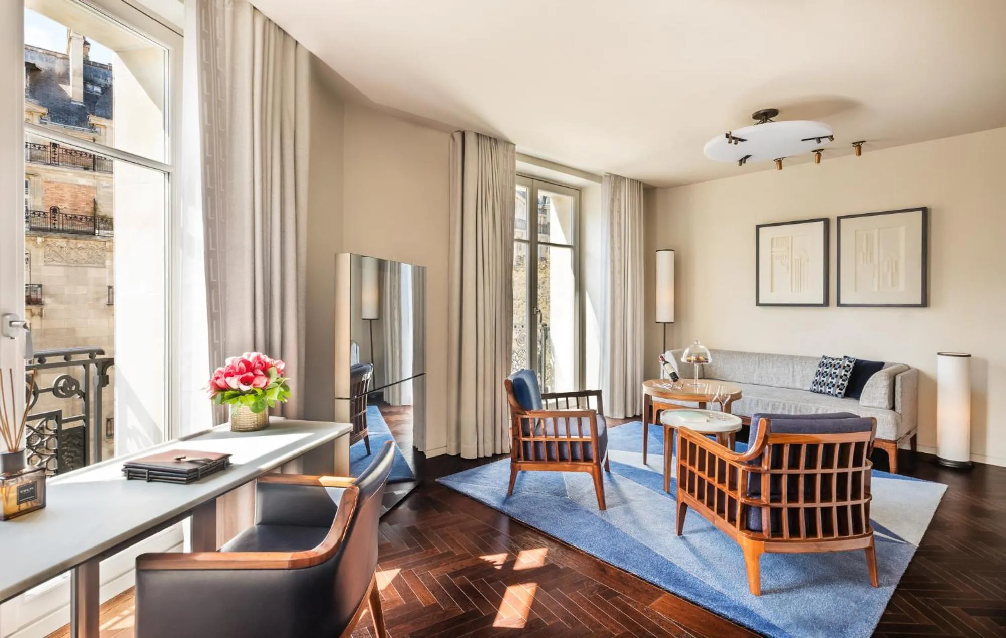 Living room in Mandarin Oriental Lutetia, Paris