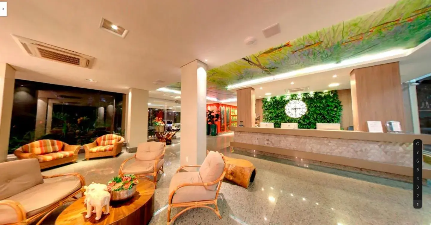 Living room in Amazon Plaza Hotel Living room in Amazon Plaza Hotel