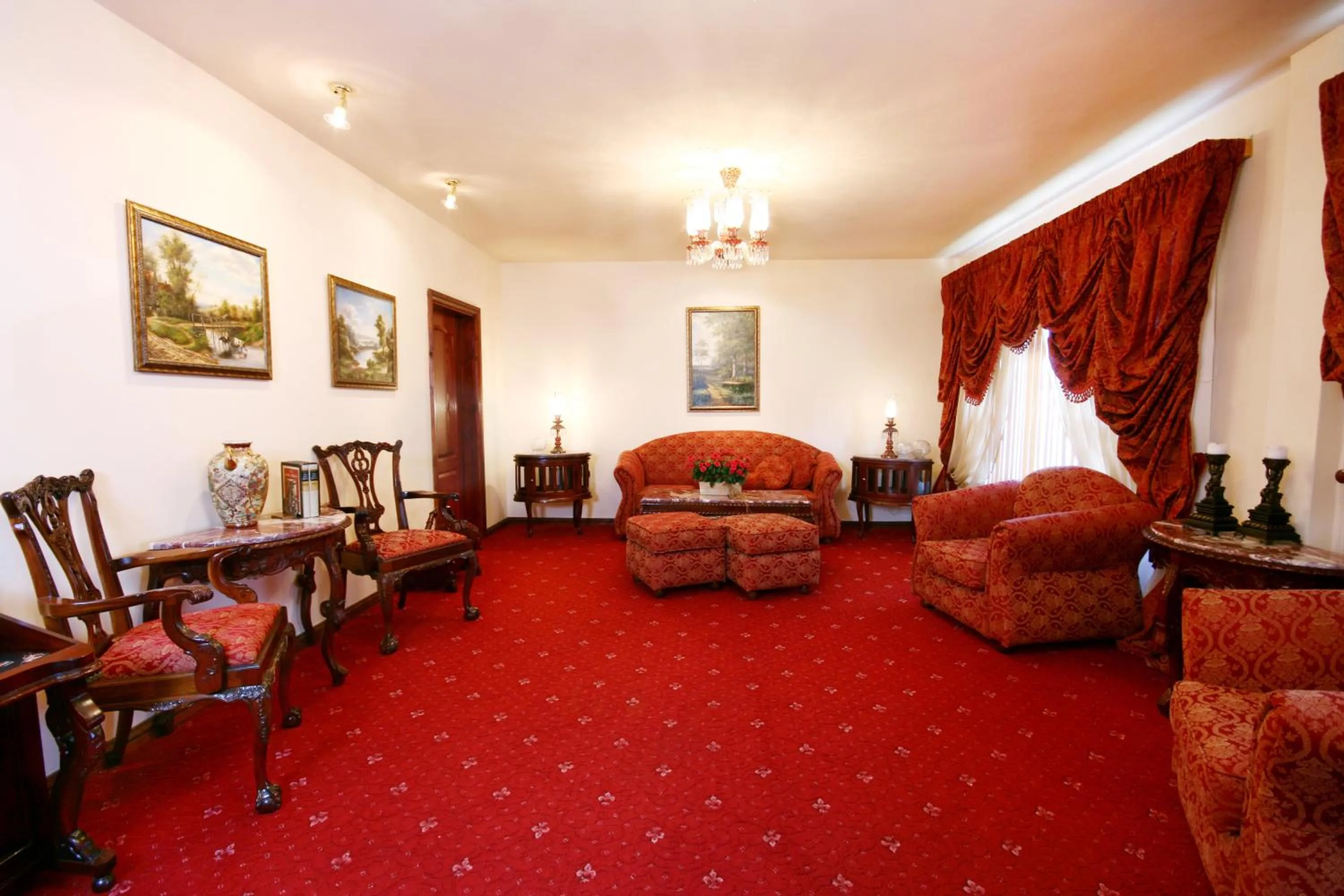 Living room in Dallas Residence