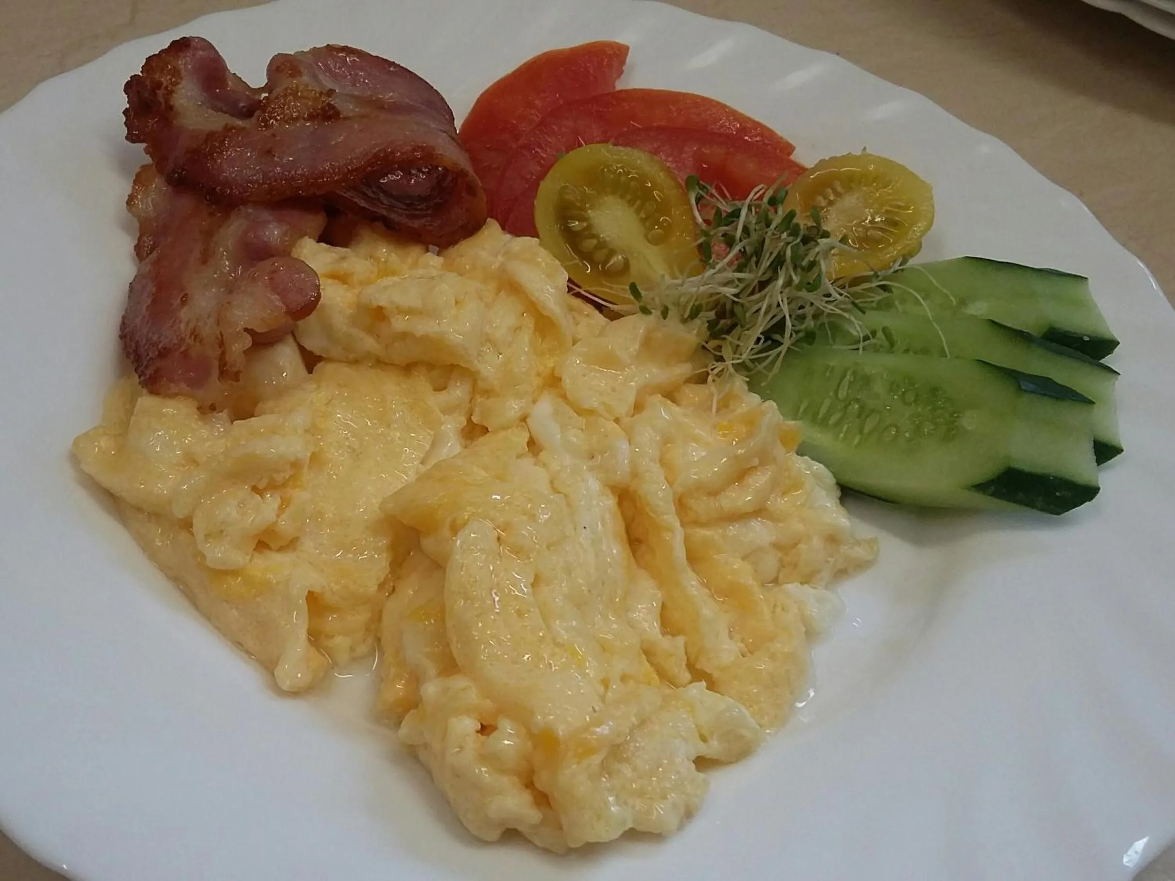 American breakfast in Dallas Residence