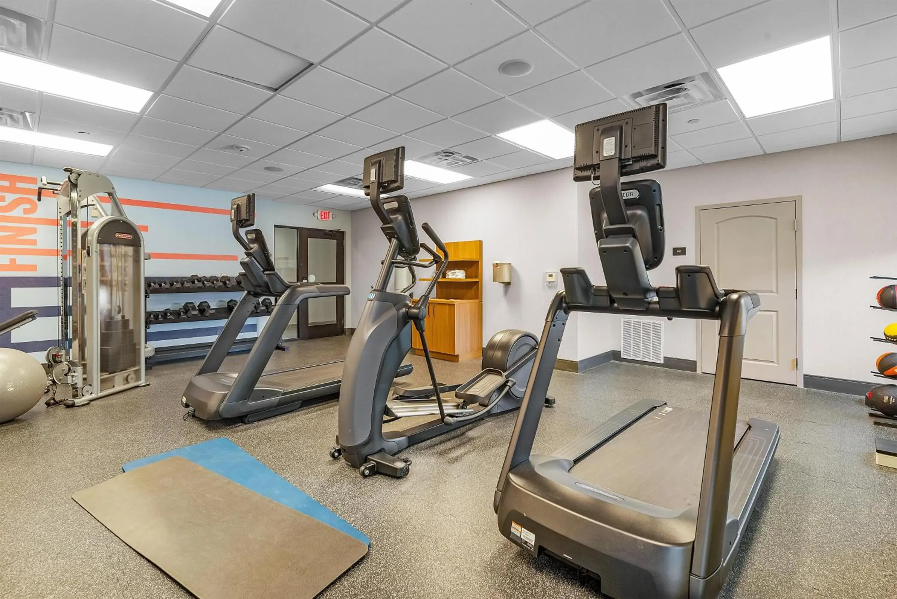Fitness centre/facilities in Hampton Inn & Suites New Braunfels Fitness centre/facilities in Hampton Inn & Suites New Braunfels