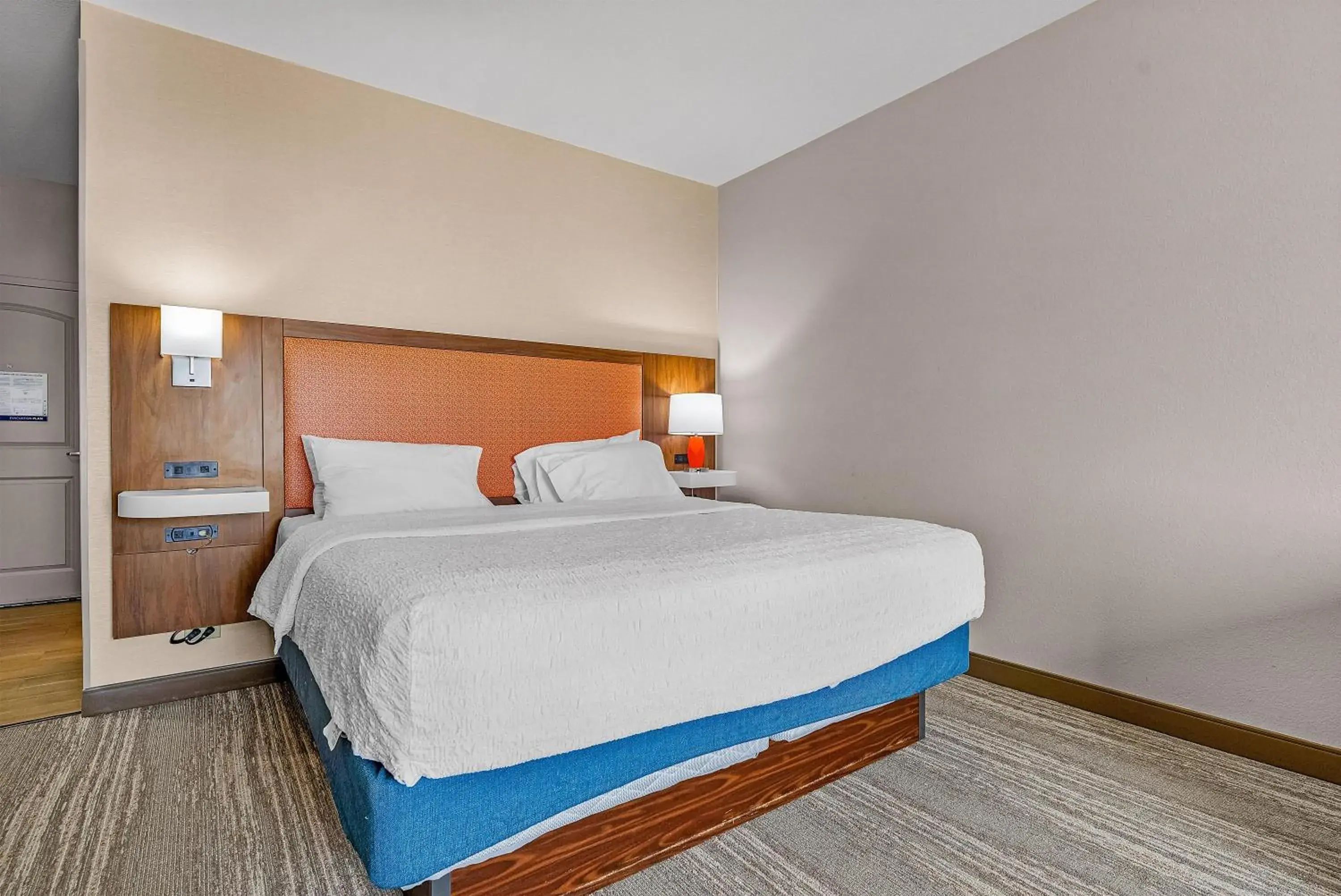 Bed in Hampton Inn & Suites New Braunfels Bed in Hampton Inn & Suites New Braunfels