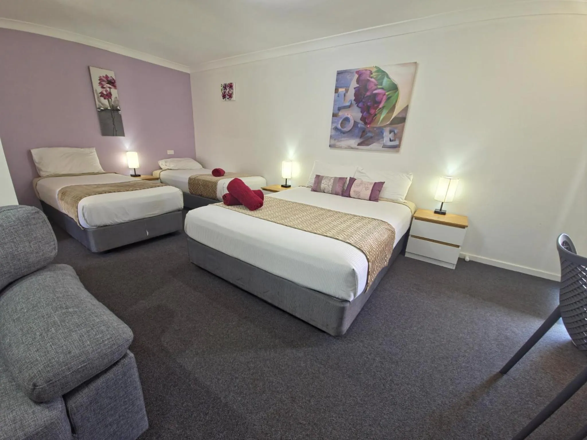 Bed in Taree Lodge Motel