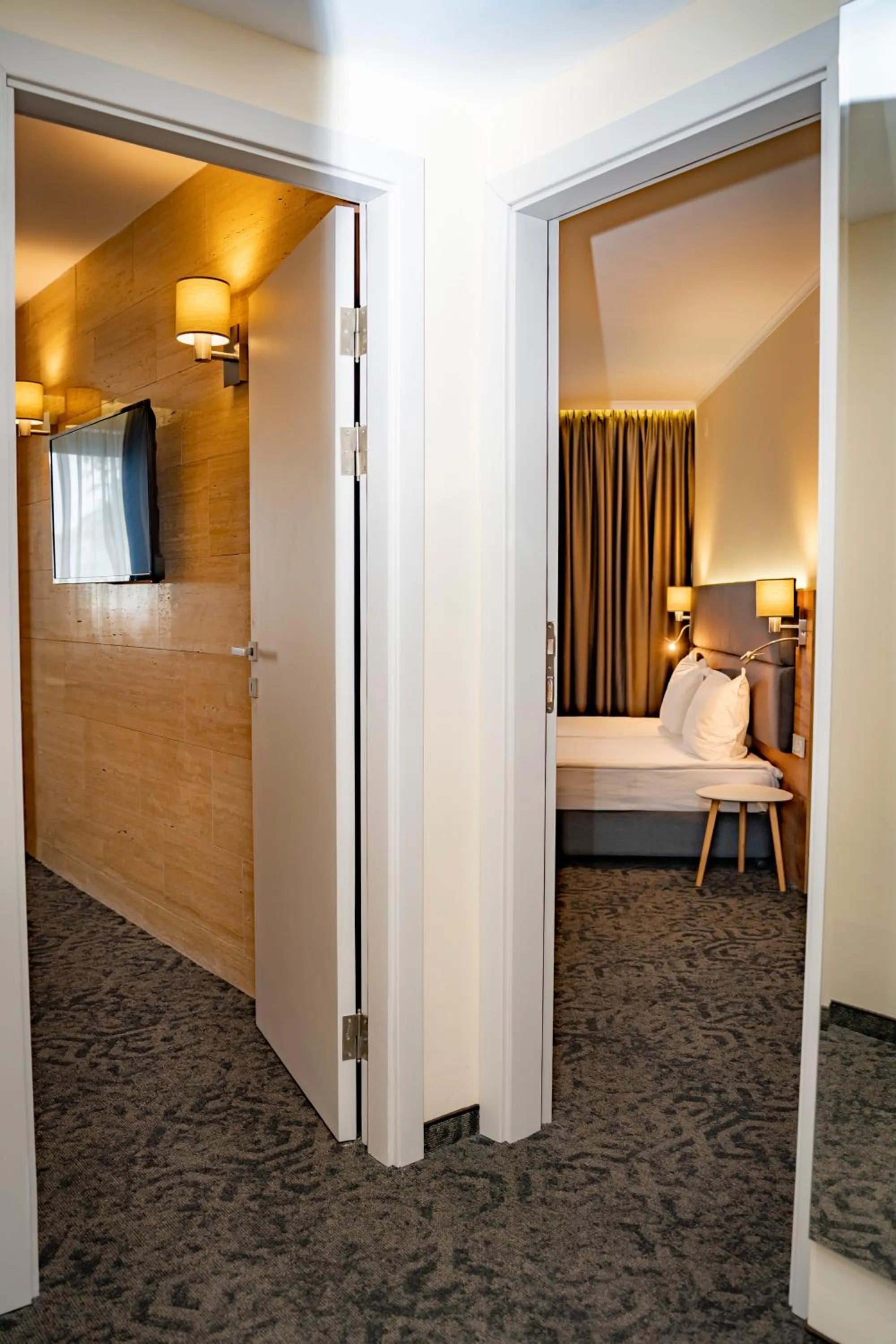 Photo of the whole room, Bed in Aqua Hotel