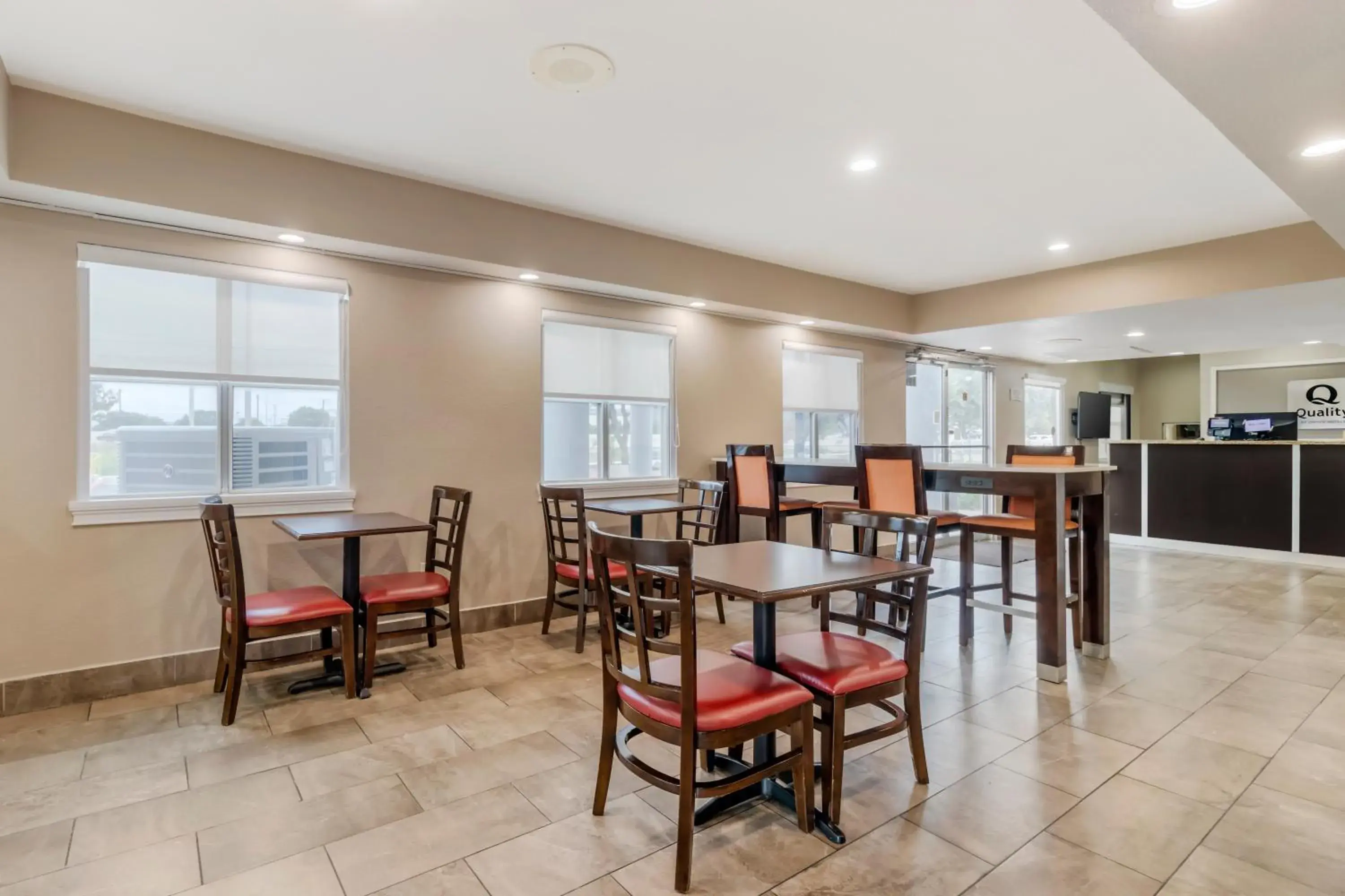 Restaurant/places to eat in Quality Inn & Suites I-10 near Fiesta Texas Restaurant/places to eat in Quality Inn & Suites I-10 near Fiesta Texas