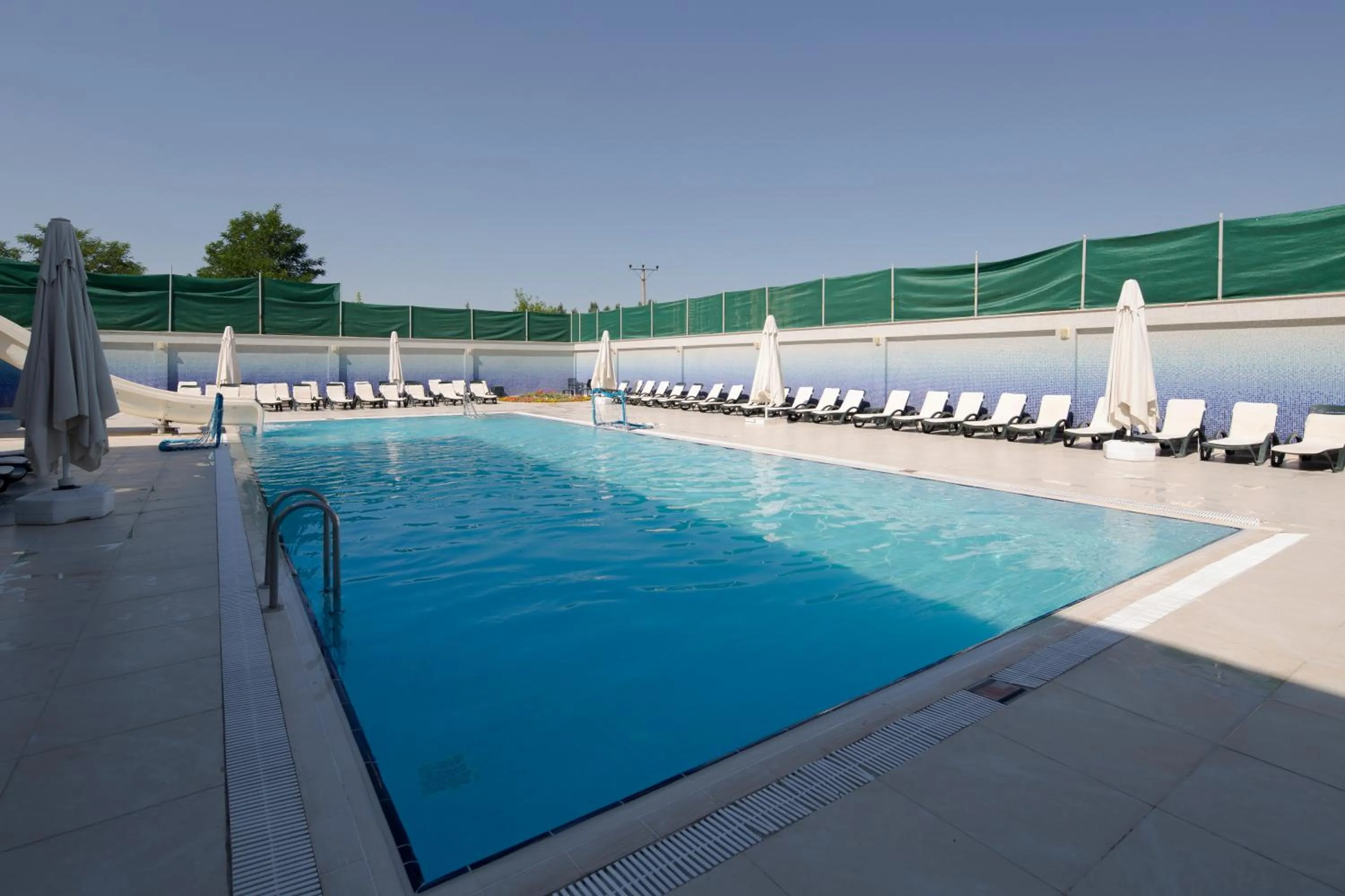 Swimming pool in Korel Thermal Resort