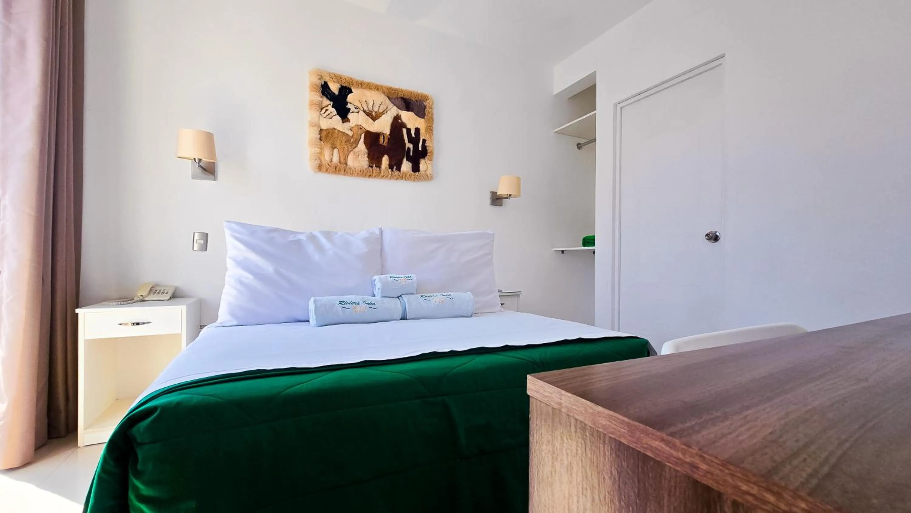 Bed in Hotel Riviera Inka Paracas