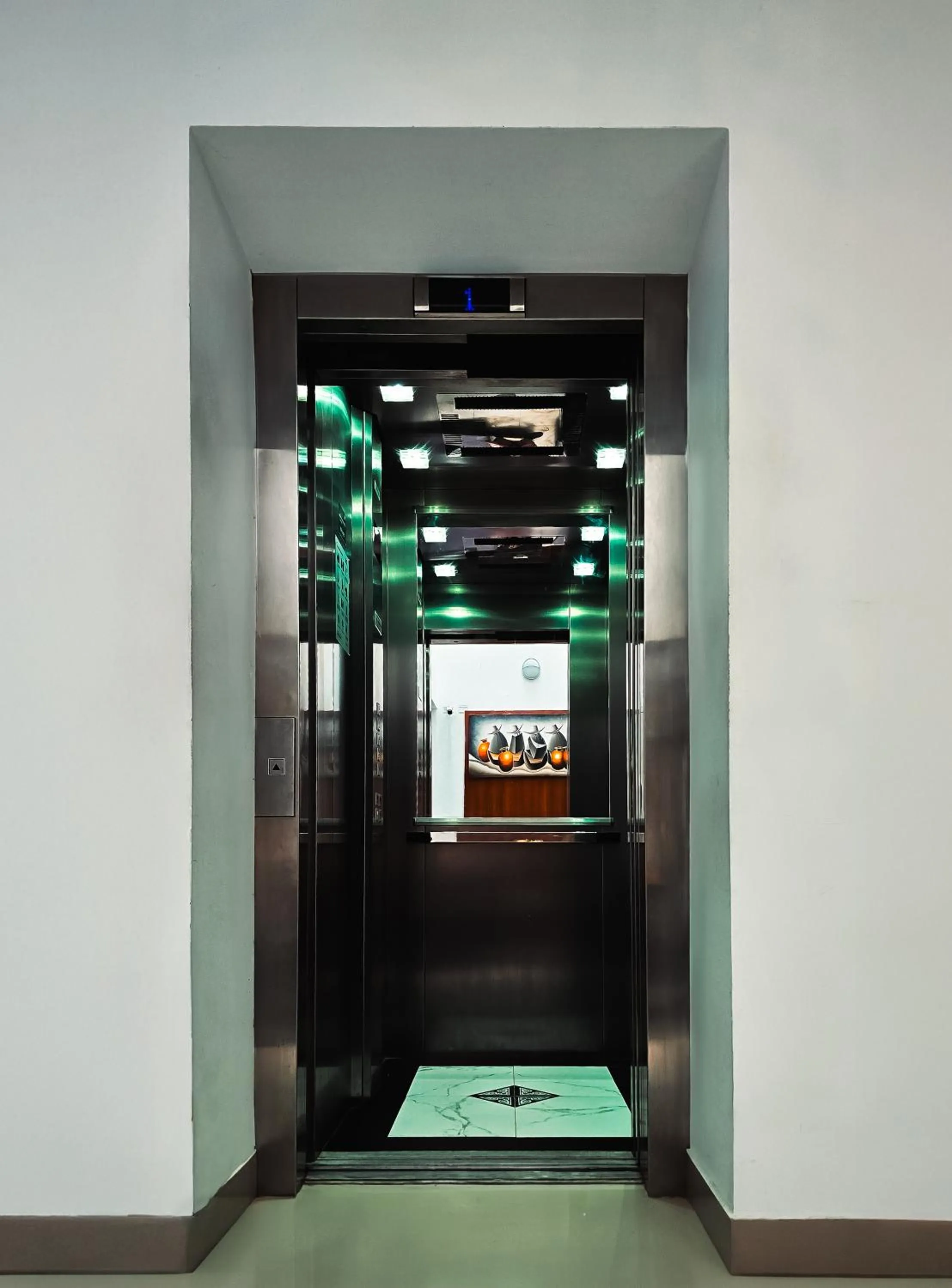 elevator in Hotel Riviera Inka Paracas