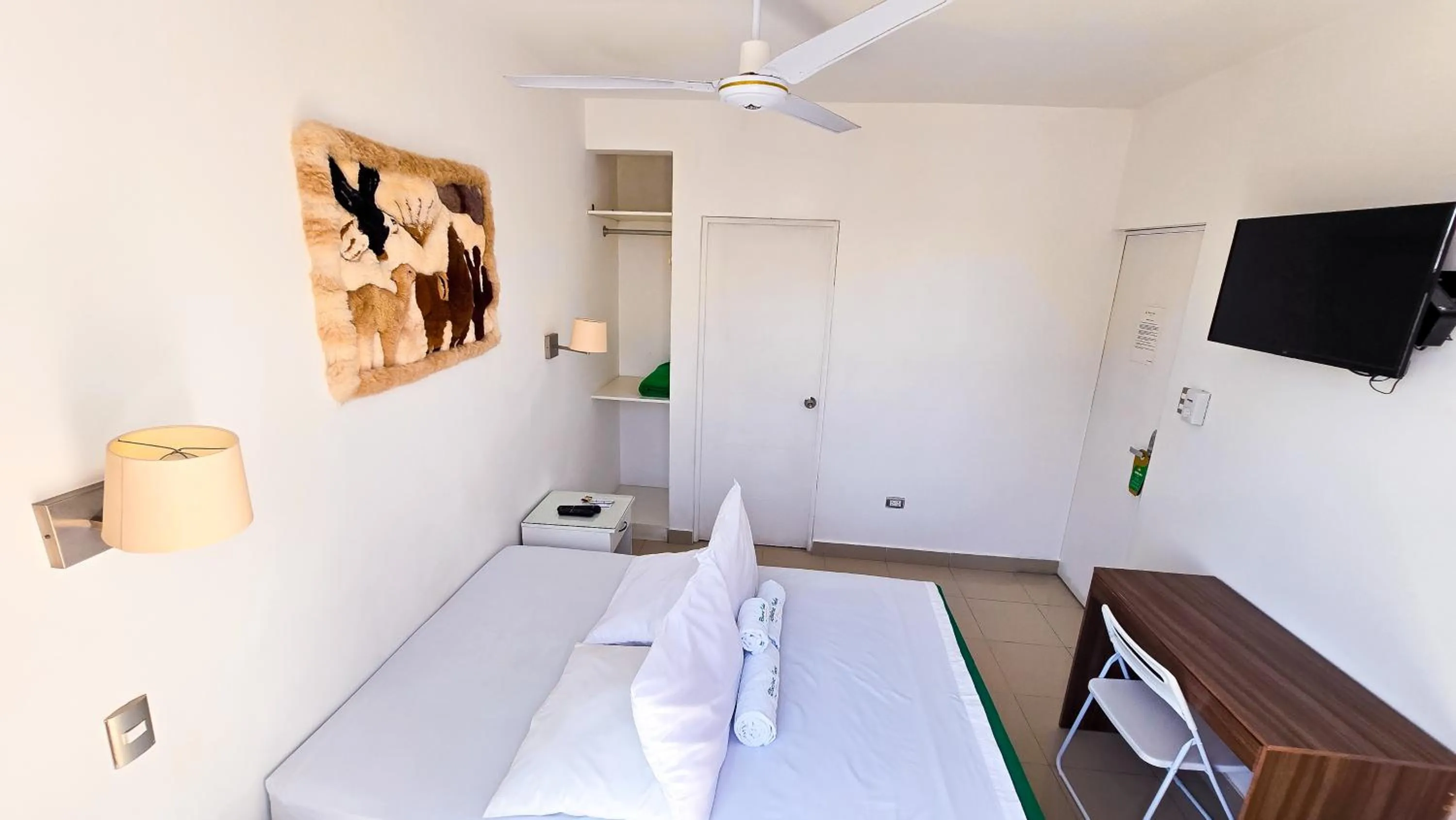 Bed in Hotel Riviera Inka Paracas